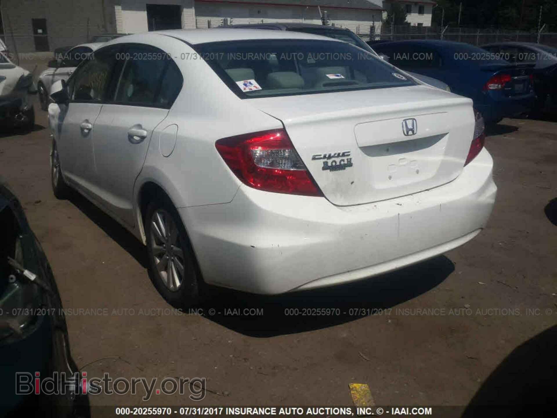 2012 Honda Civic - VIN: 2HGFB2F89CH536654 - Photo 3