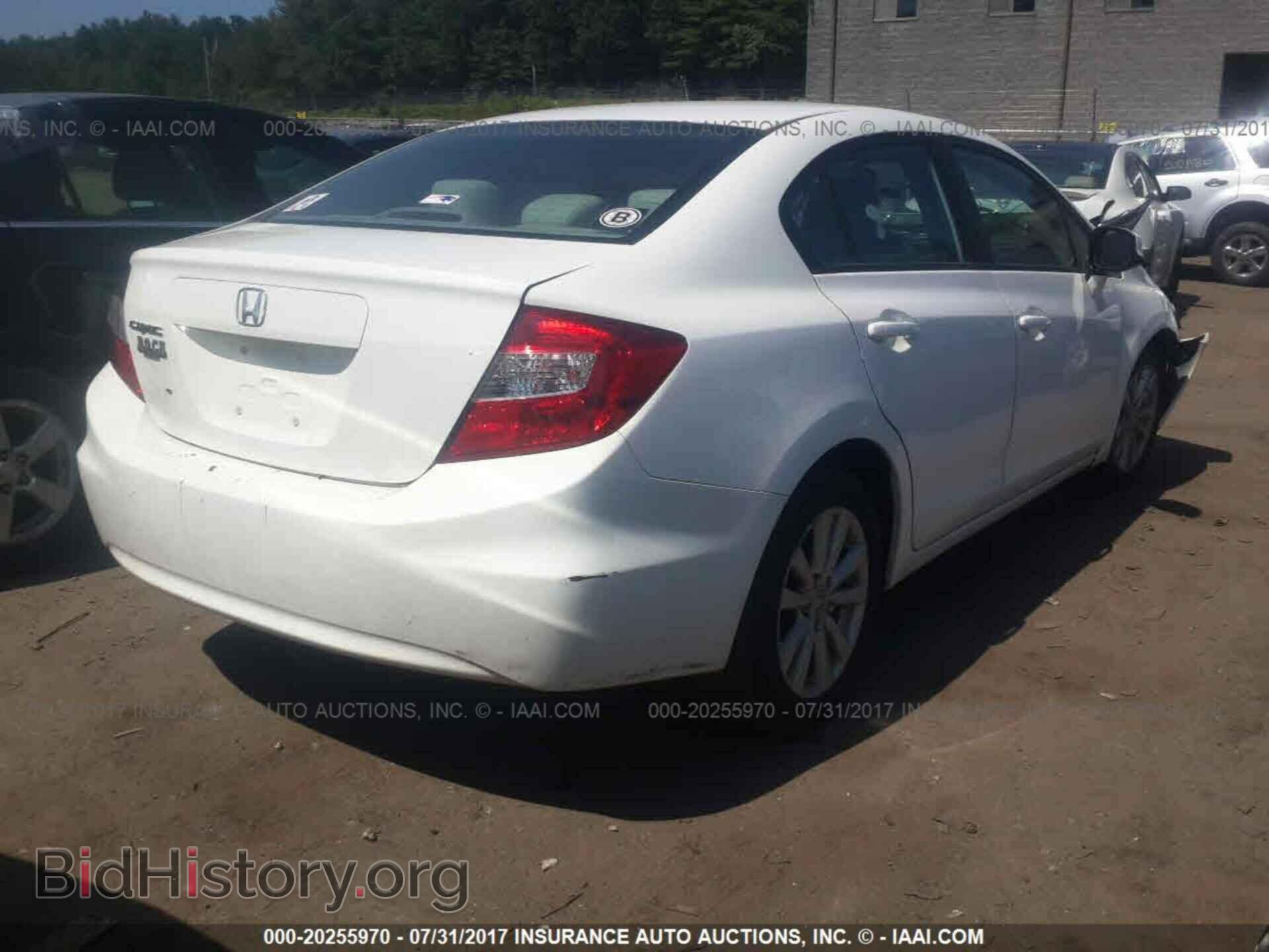 2012 Honda Civic - VIN: 2HGFB2F89CH536654 - Photo 4