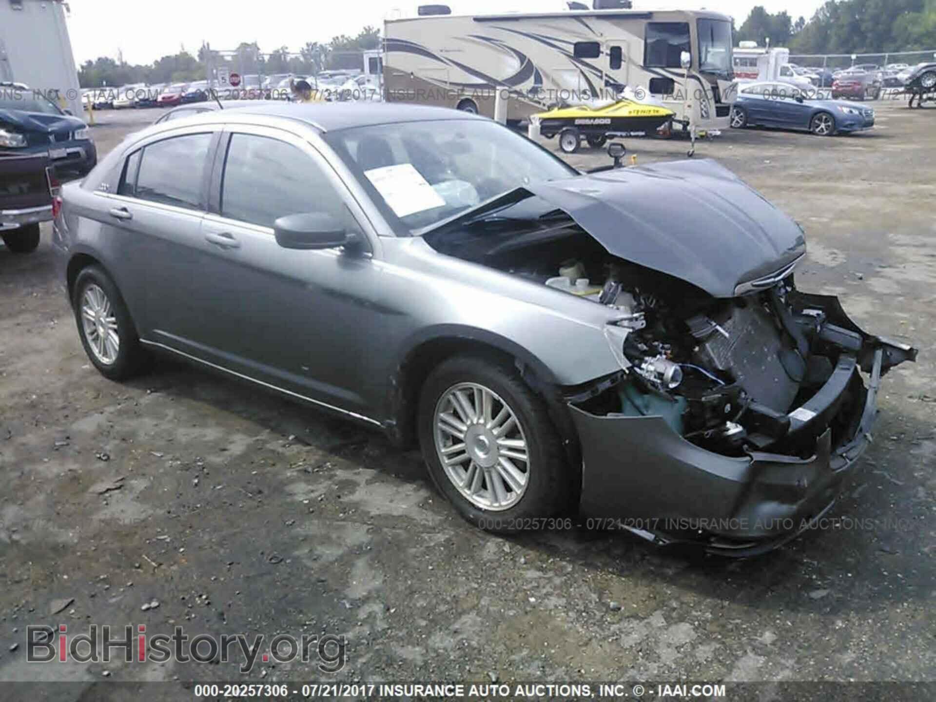 Фотография 1C3CCBBB4DN688970 - Chrysler 200 2013