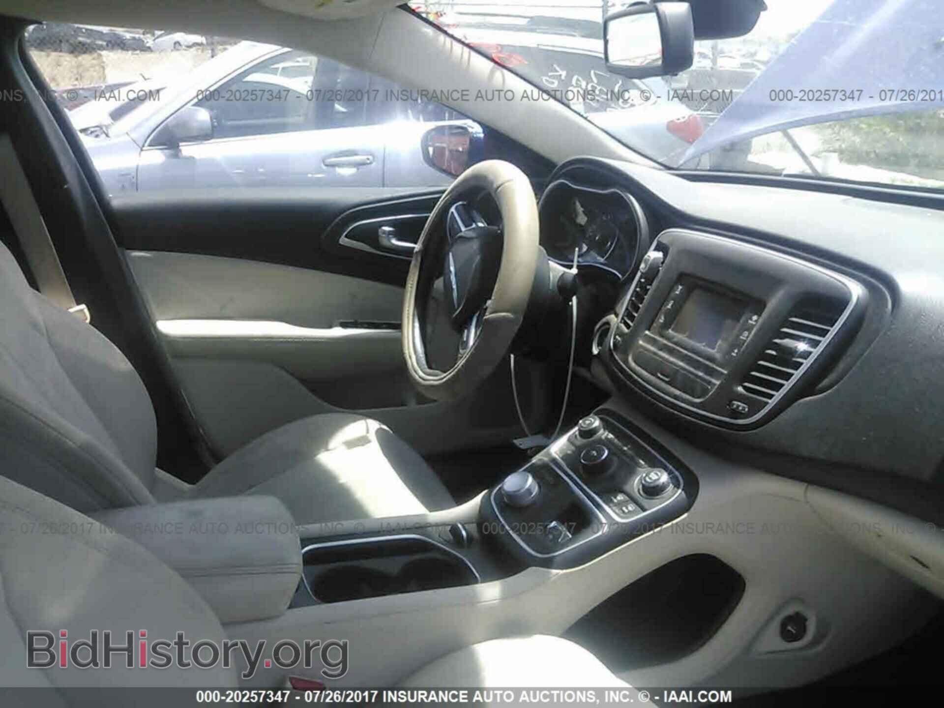2015 Chrysler 200 - VIN: 1C3CCCAB7FN650675 - Фото 5