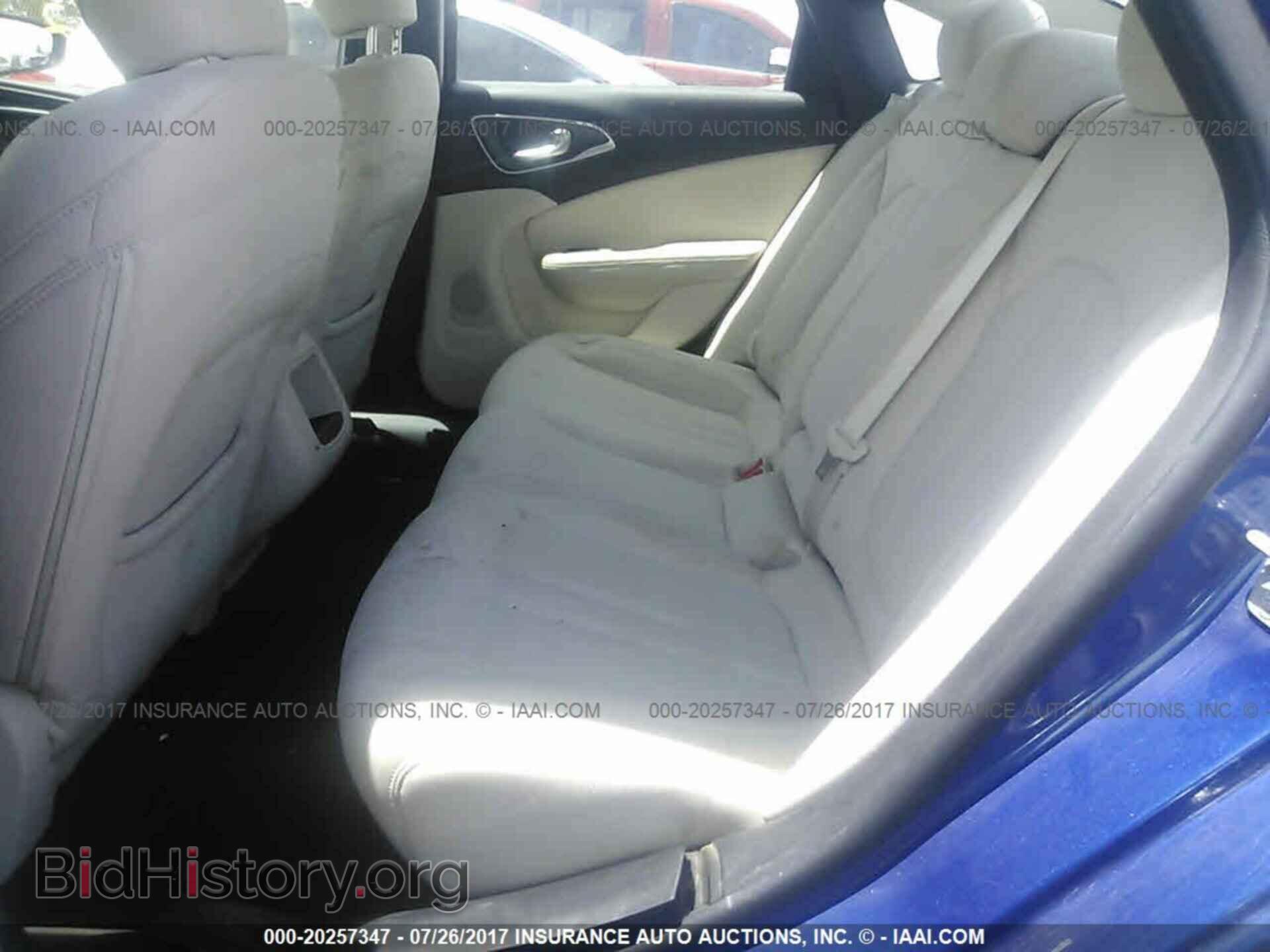 2015 Chrysler 200 - VIN: 1C3CCCAB7FN650675 - Фото 8