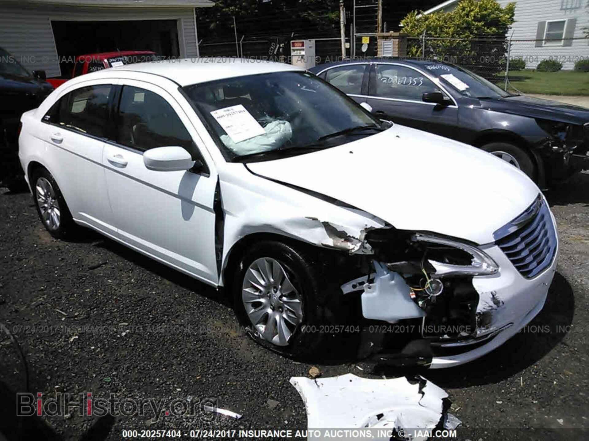 Photo 1C3CCBAB1DN691780 - Chrysler 200 2013