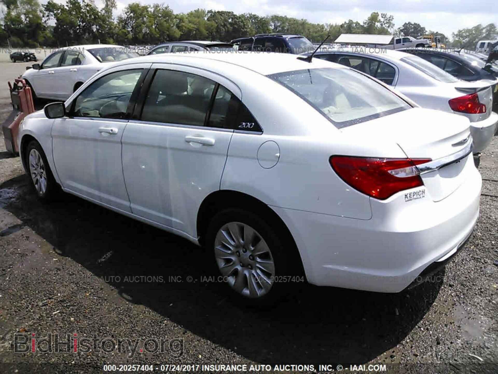 2013 Chrysler 200 - VIN: 1C3CCBAB1DN691780 - Фото 3