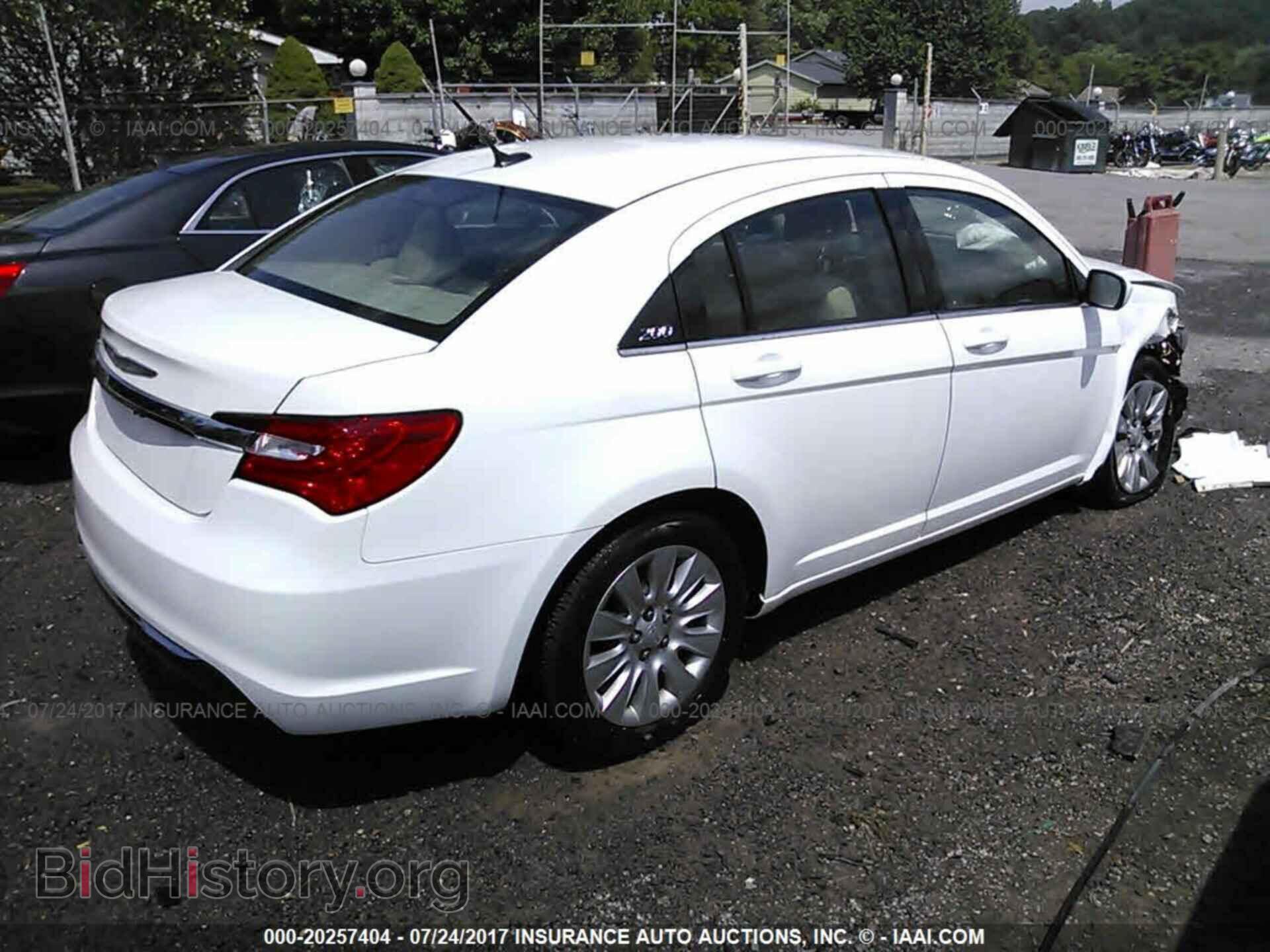 2013 Chrysler 200 - VIN: 1C3CCBAB1DN691780 - Фото 4