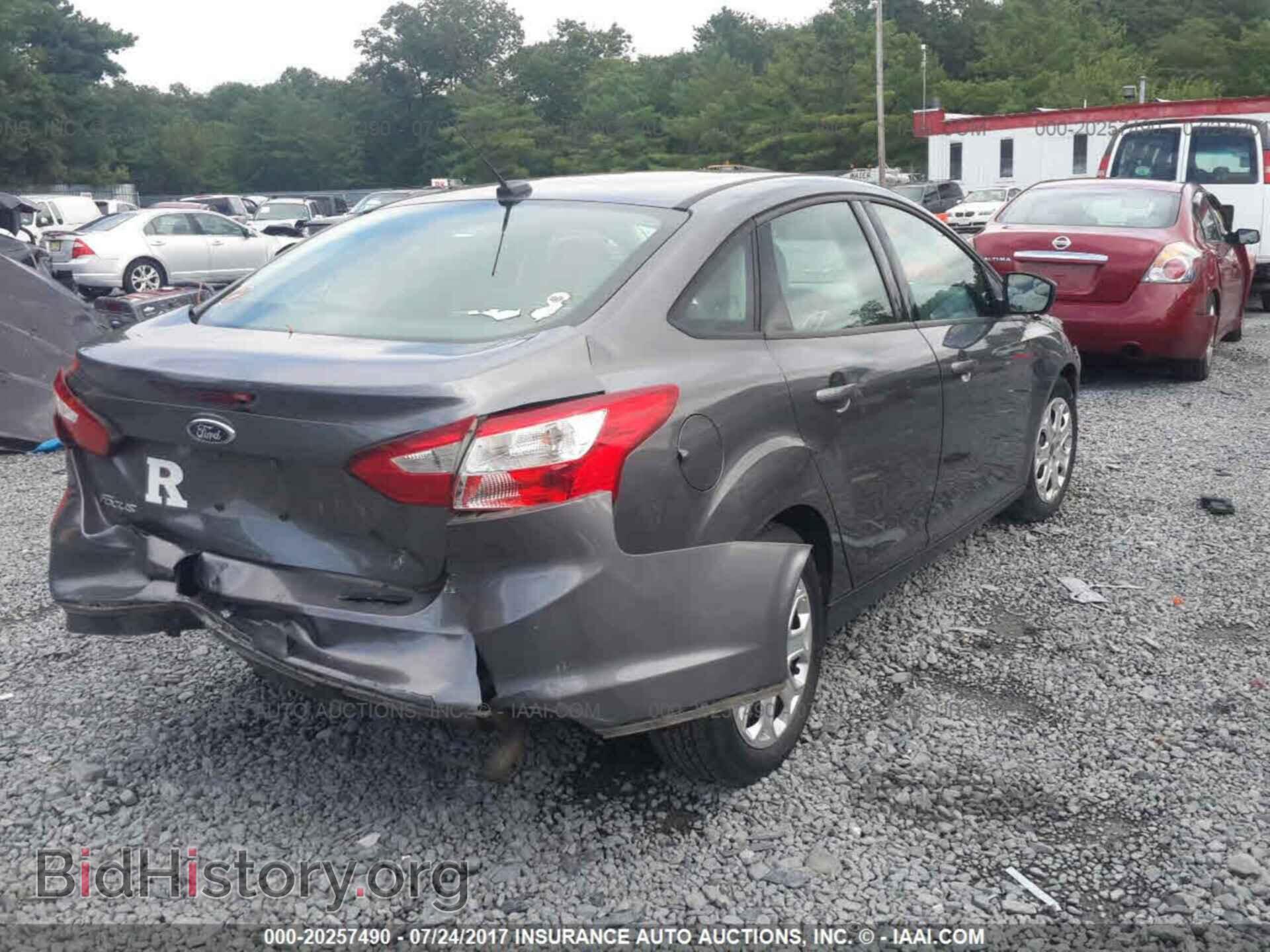 2012 Ford Focus - VIN: 1FAHP3F27CL399040 - Photo 4