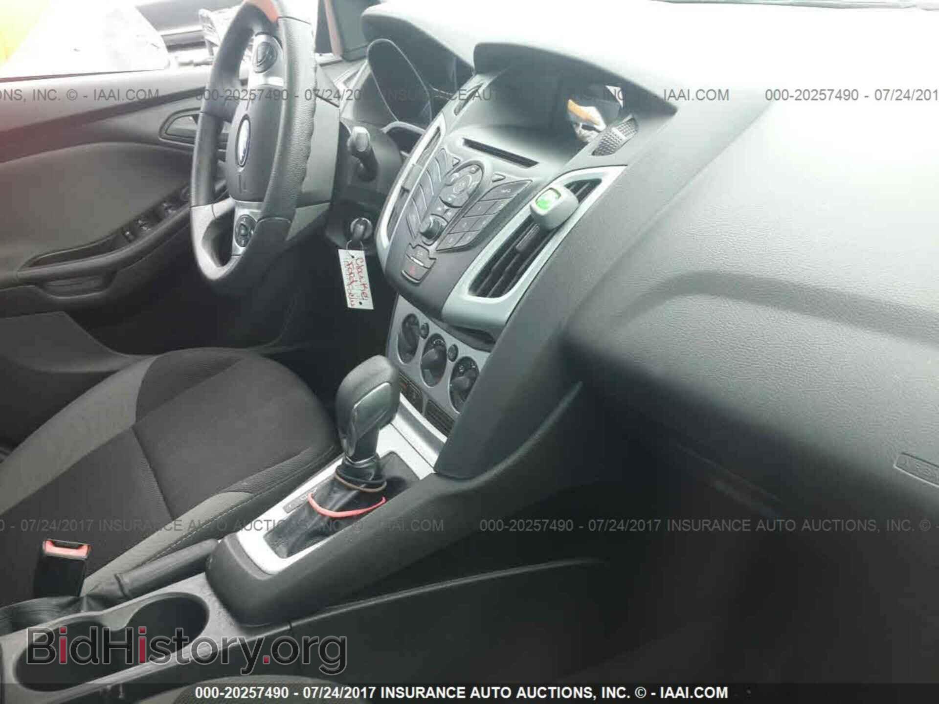 2012 Ford Focus - VIN: 1FAHP3F27CL399040 - Photo 5
