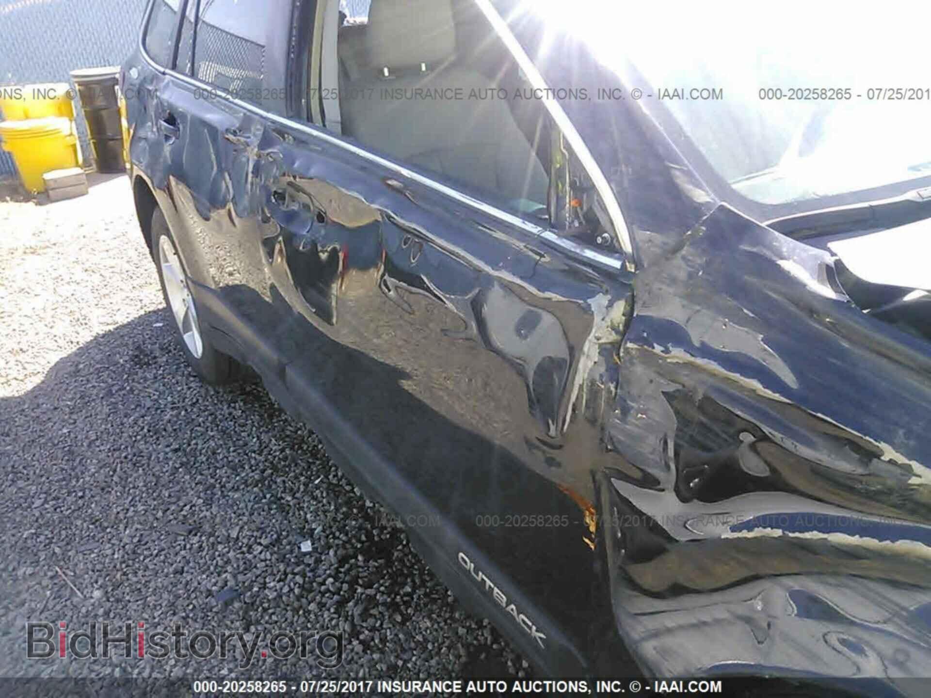 2014 Subaru Outback - VIN: 4S4BRBLCXE3324266 - Фото 6