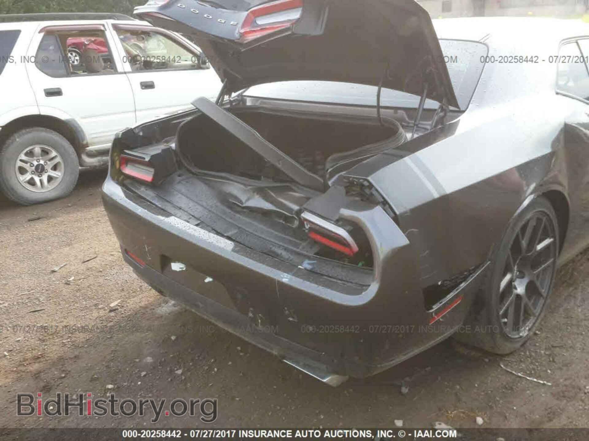 2016 Dodge Challenger - VIN: 2C3CDZFJ3GH275961 - Photo 6