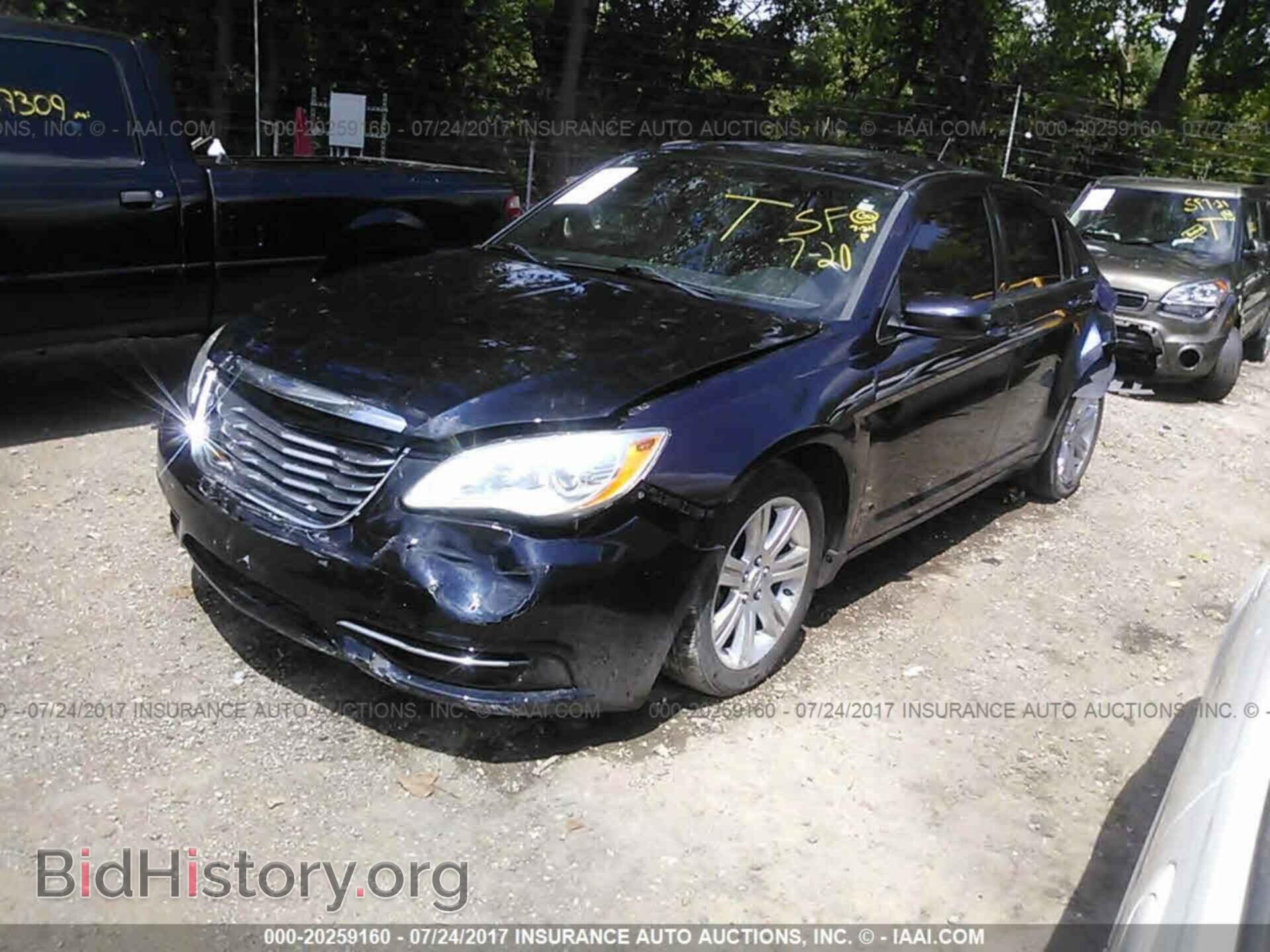 2012 Chrysler 200 - VIN: 1C3CCBBB3CN278143 - Фото 2