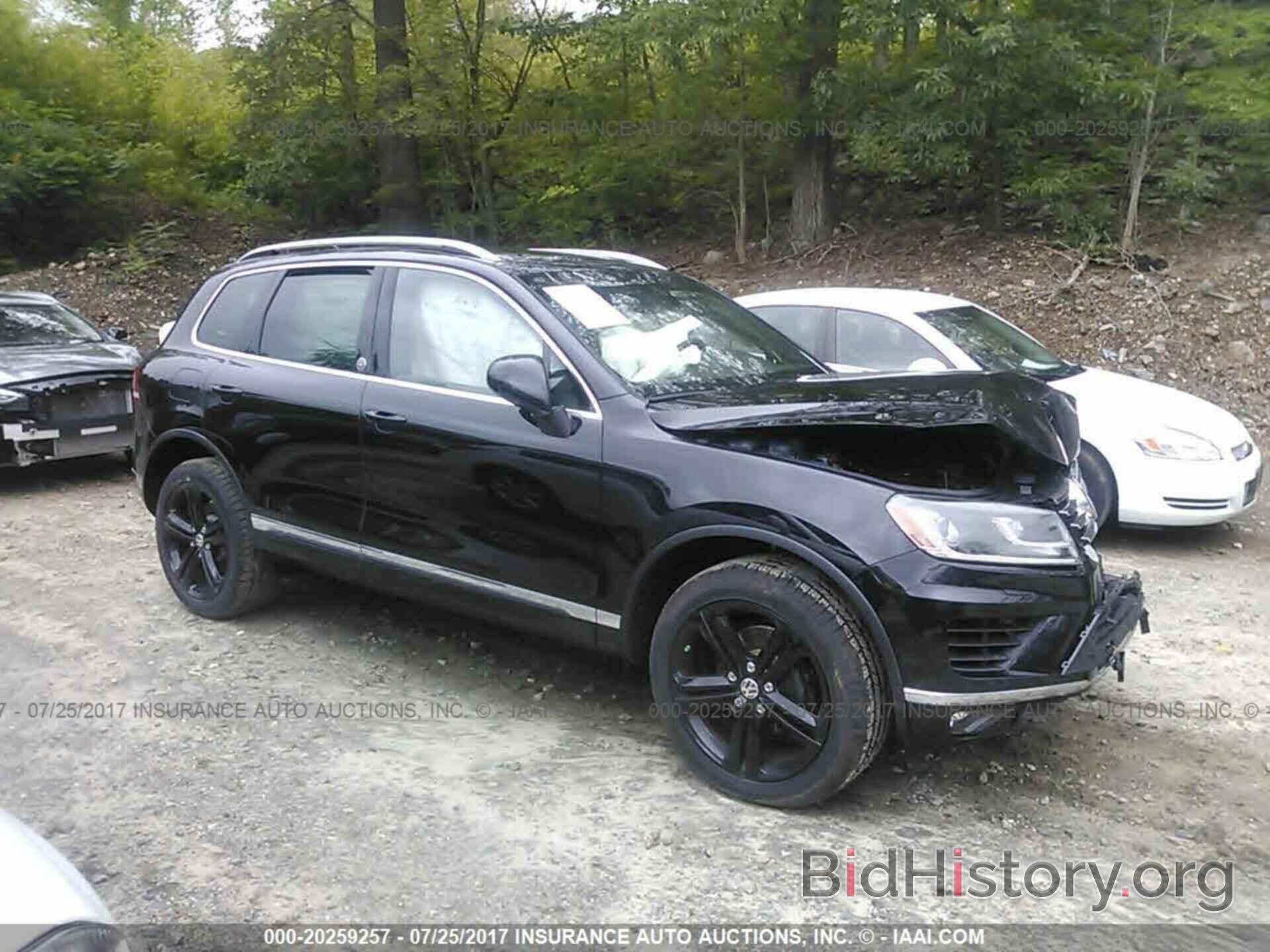 Photo WVGRF7BP9HD002323 - Volkswagen Touareg 2017