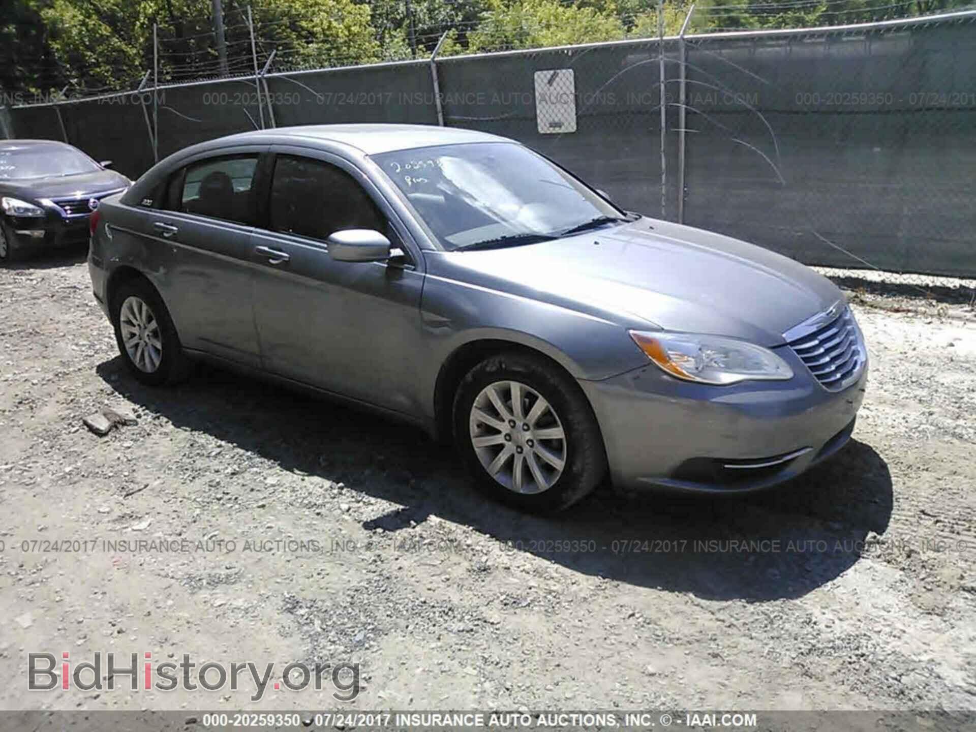 Фотография 1C3CCBBBXCN120687 - Chrysler 200 2012