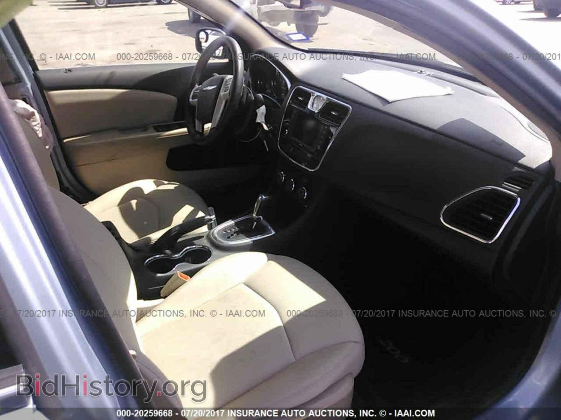 2014 Chrysler 200 - VIN: 1C3CCBBB7EN127745 - Фото 5
