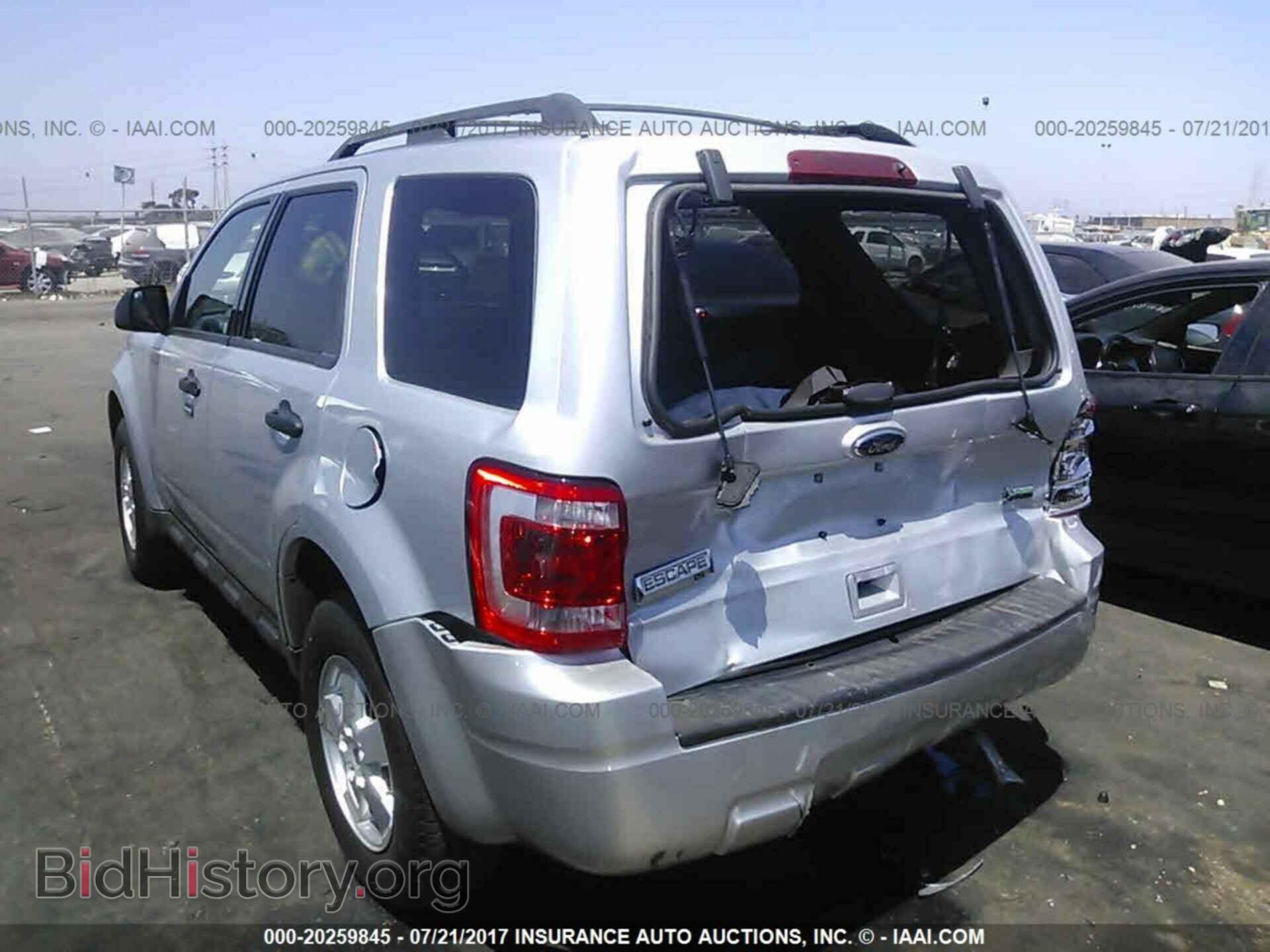 2012 Ford Escape - VIN: 1FMCU0DG4CKB55244 - Photo 3