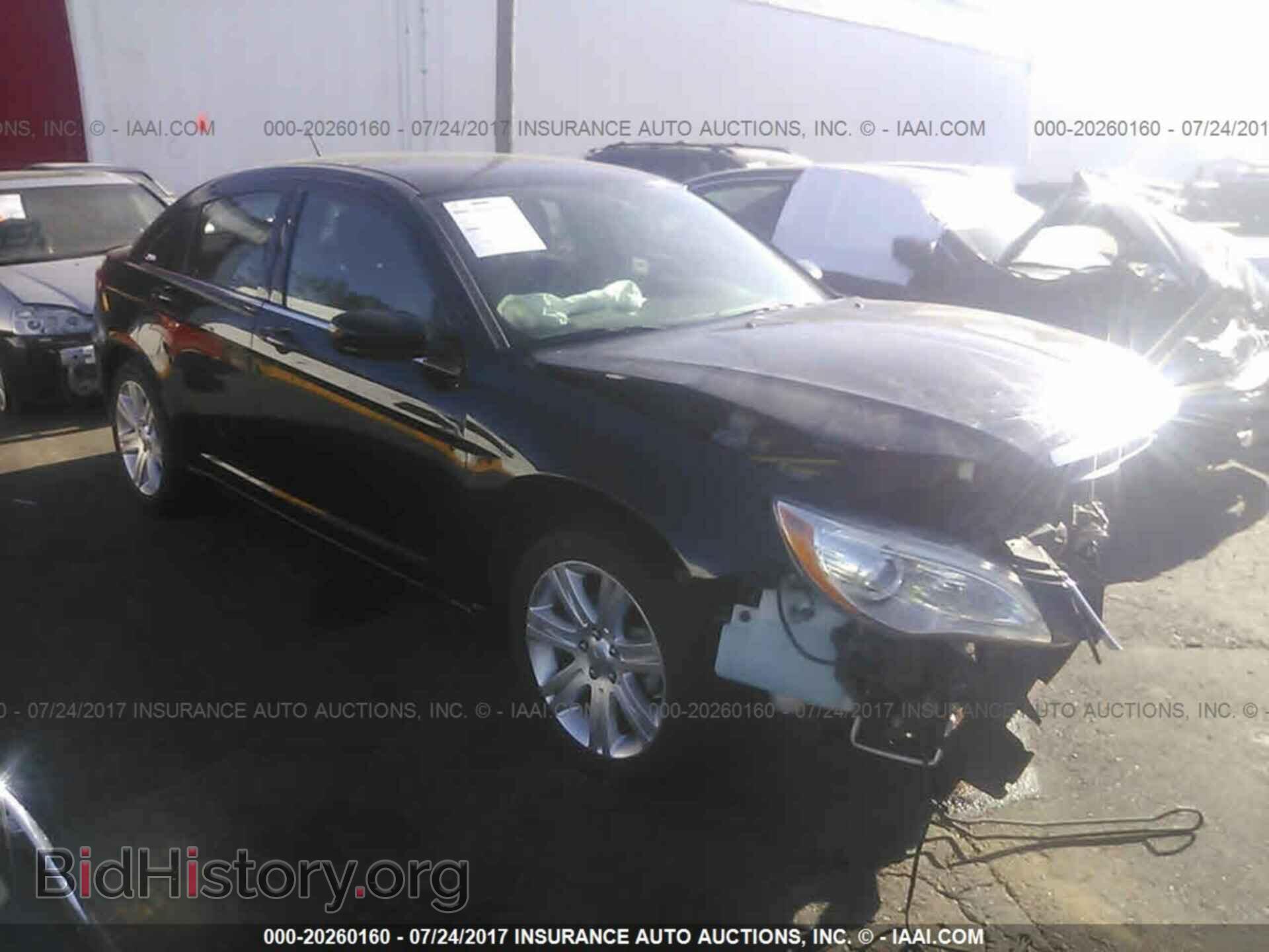 Photo 1C3CCBBB0DN735475 - Chrysler 200 2013