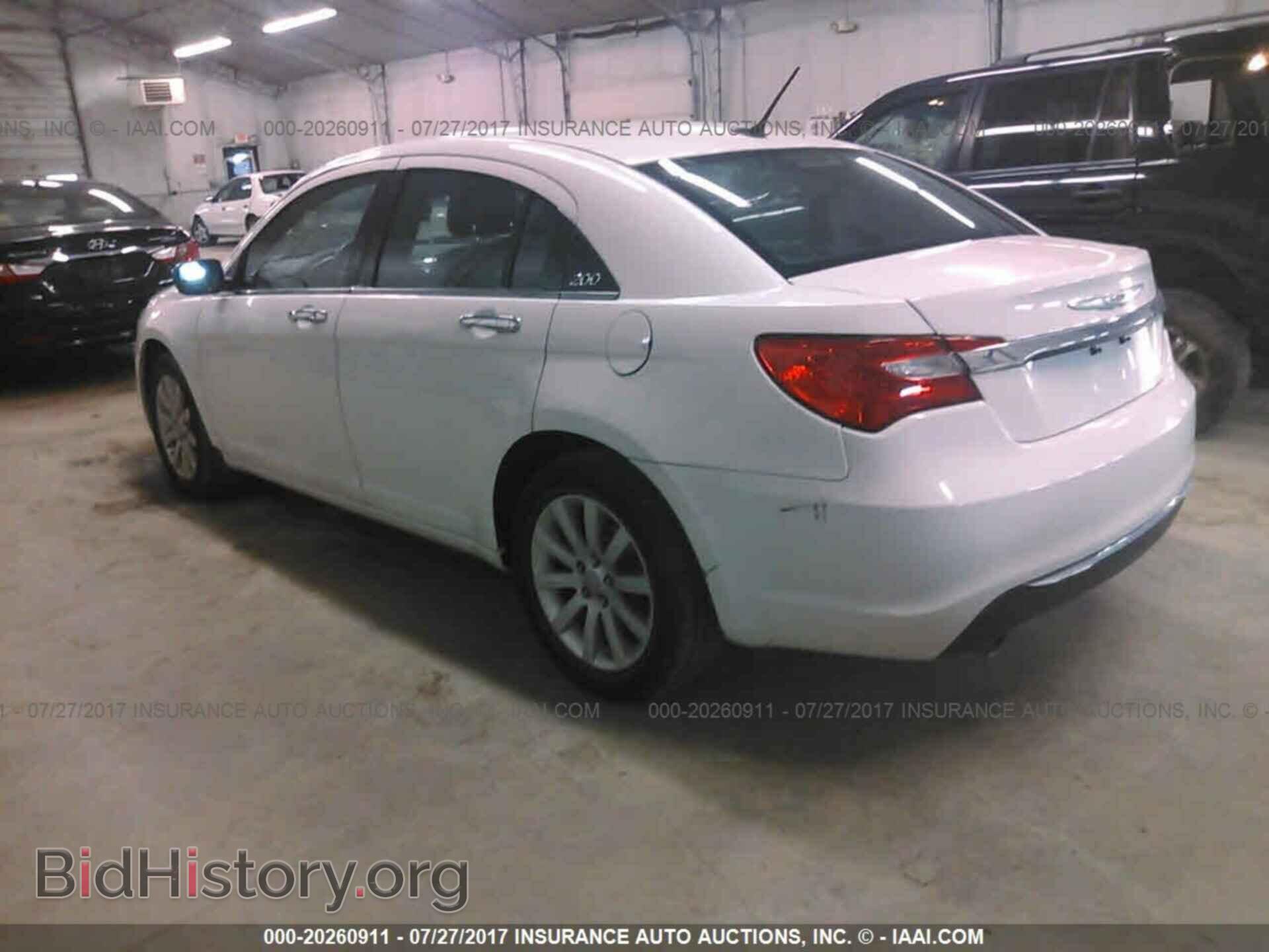 2013 Chrysler 200 - VIN: 1C3CCBCG9DN738692 - Photo 3