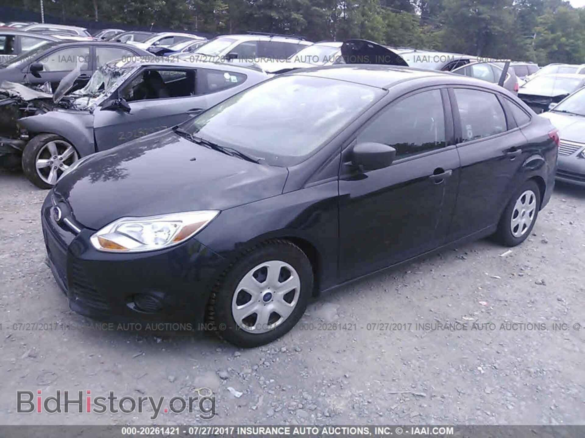 2014 Ford Focus - VIN: 1FADP3E2XEL335447 - Фото 2