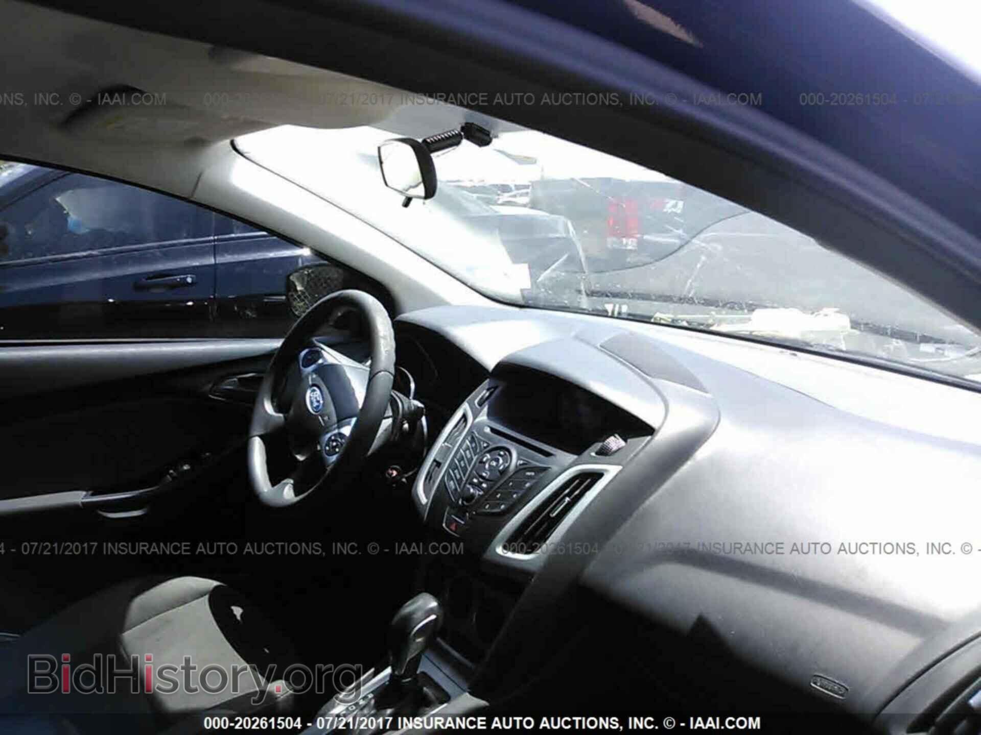 2012 Ford Focus - VIN: 1FAHP3F25CL106171 - Photo 5