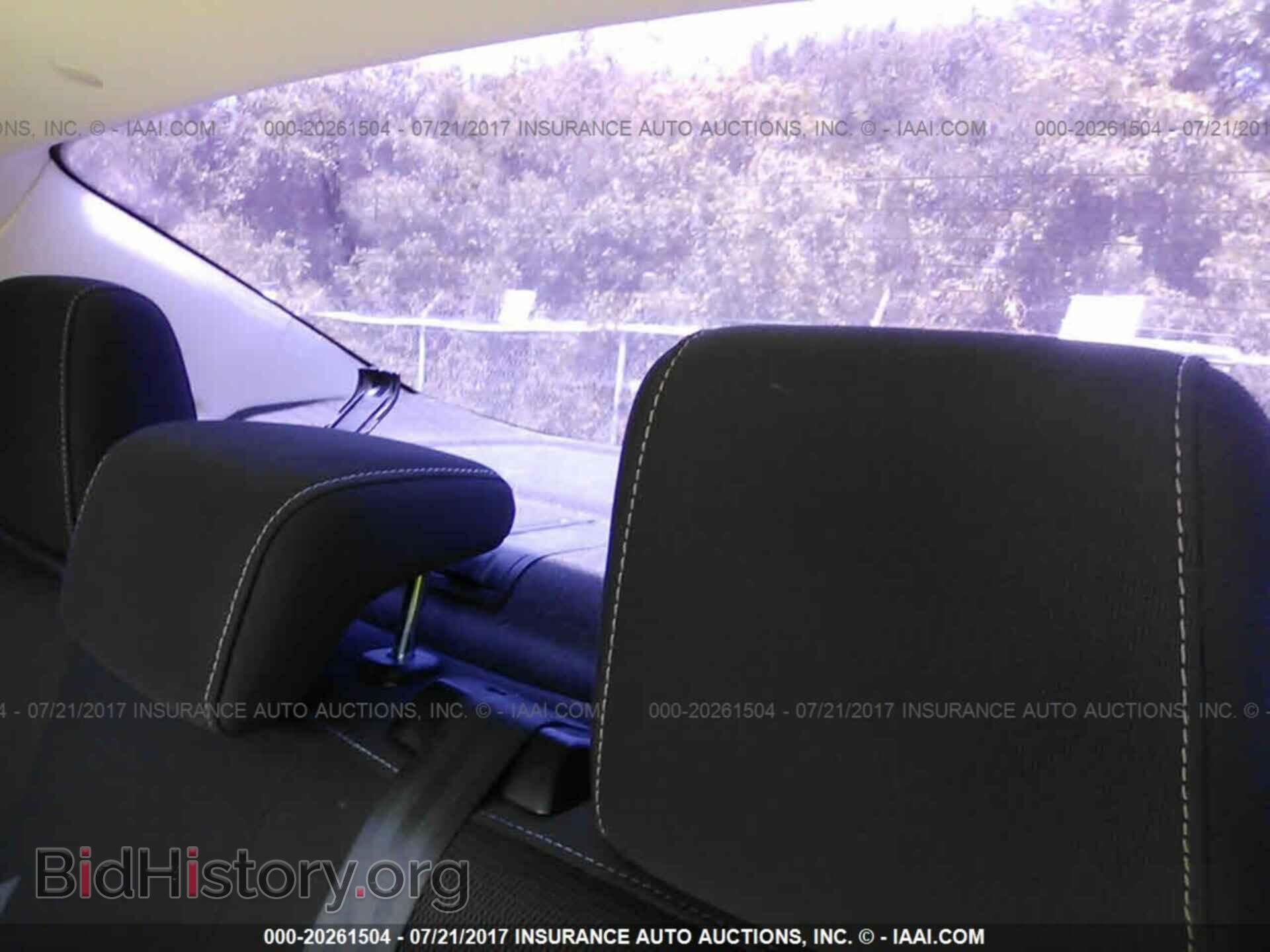 2012 Ford Focus - VIN: 1FAHP3F25CL106171 - Photo 8