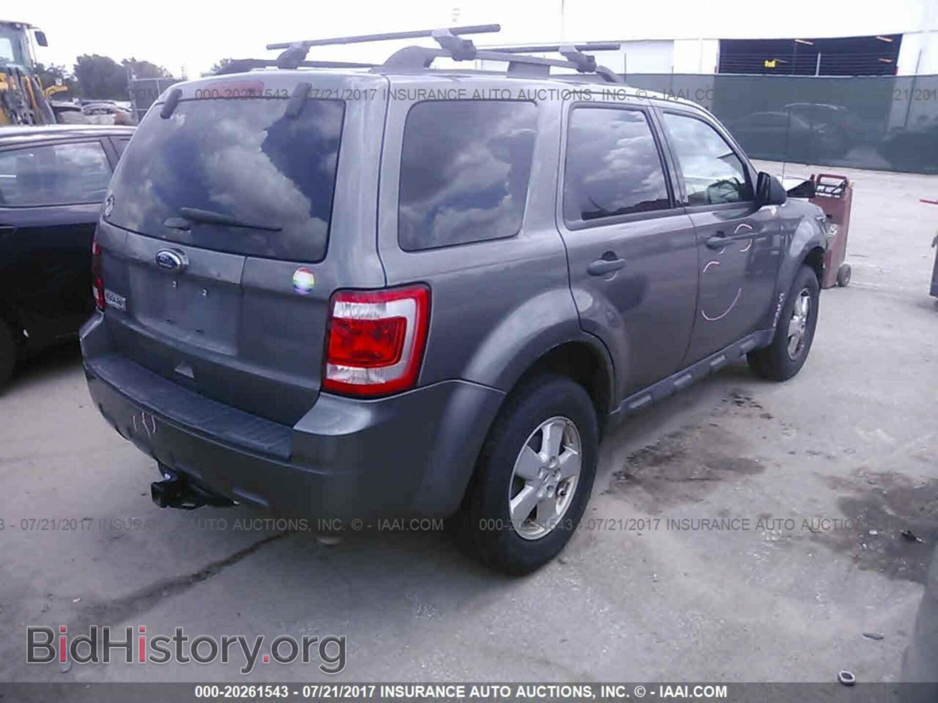 2011 Ford Escape - VIN: 1FMCU0D71BKC50570 - Photo 4
