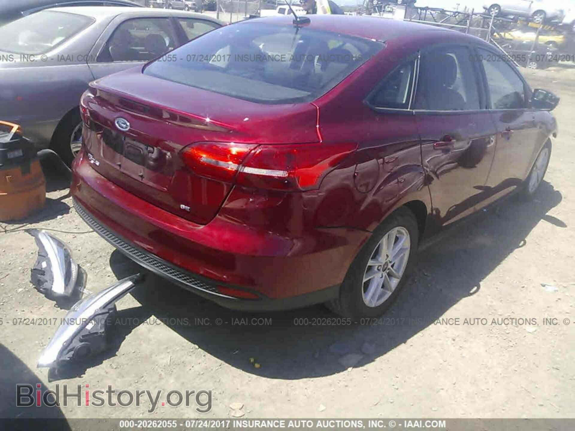 2016 Ford Focus - VIN: 1FADP3F24GL384189 - Фото 4