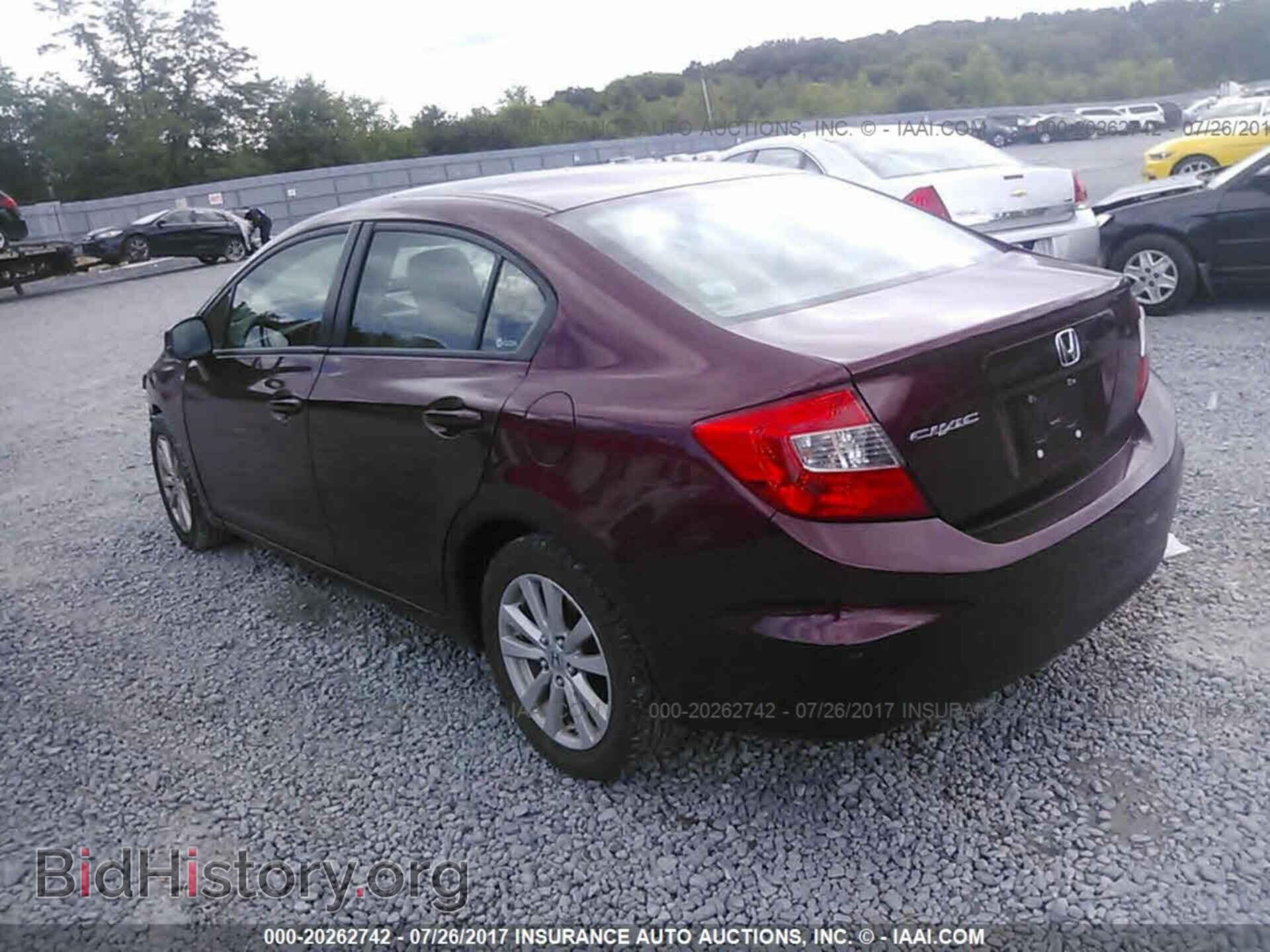 2012 Honda Civic - VIN: 2HGFB2F91CH592726 - Фото 3