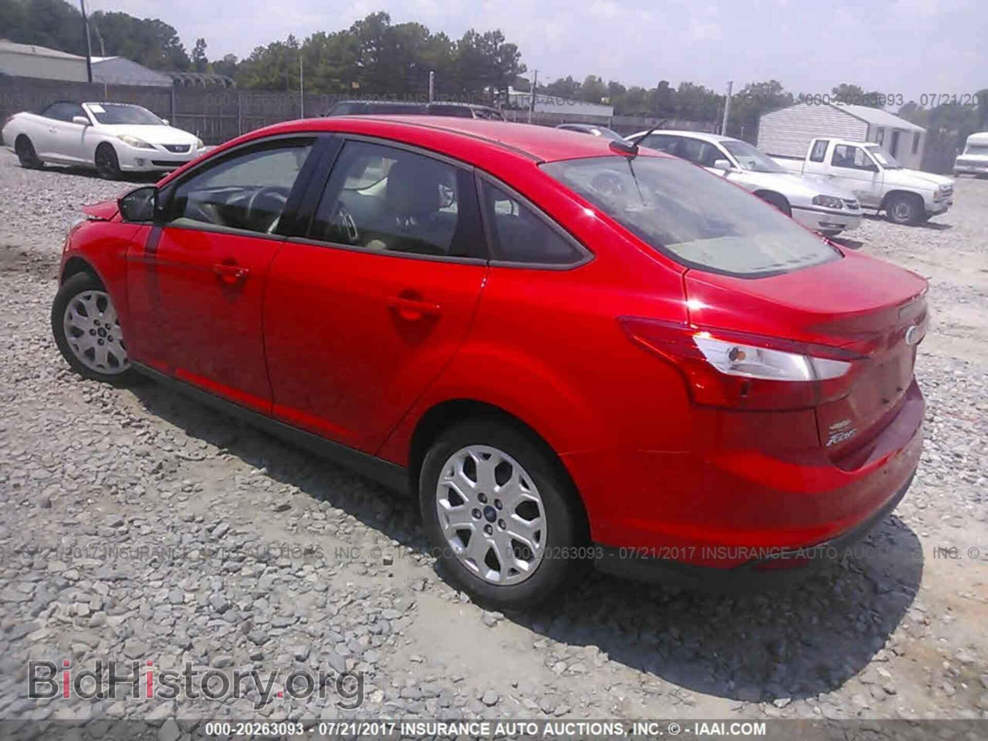 2012 Ford Focus - VIN: 1FAHP3F25CL130177 - Фото 3