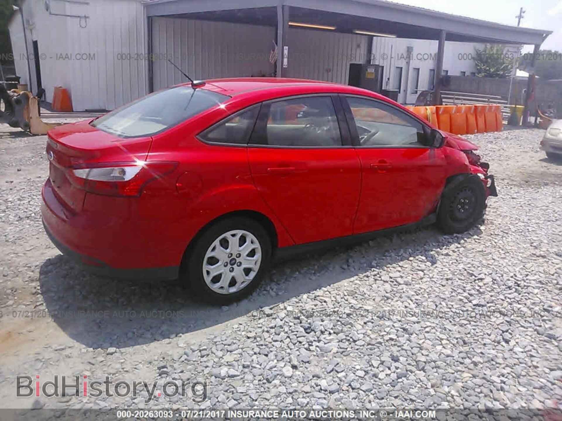 2012 Ford Focus - VIN: 1FAHP3F25CL130177 - Фото 4