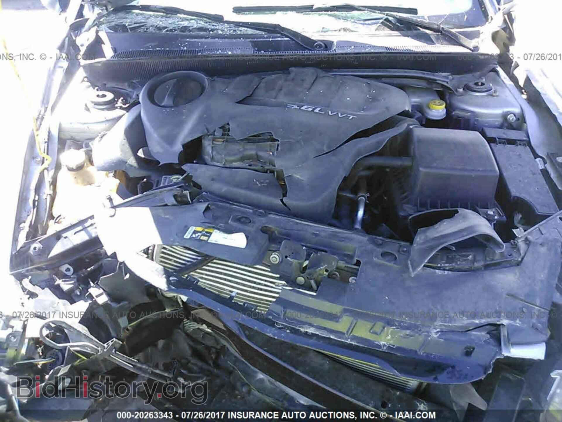 2014 Chrysler 200 - VIN: 1C3CCBBG9EN193225 - Фото 10