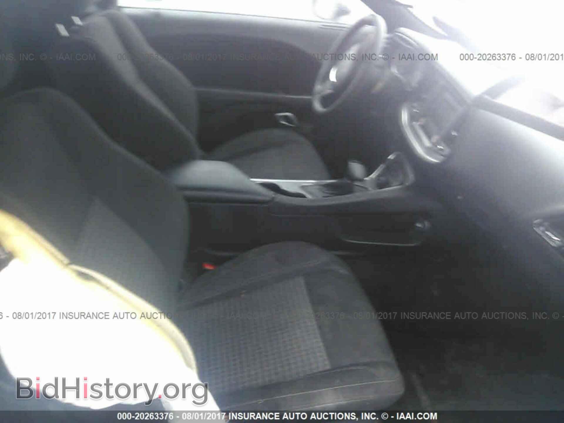 2016 Dodge Challenger - VIN: 2C3CDZAG4GH279013 - Photo 5