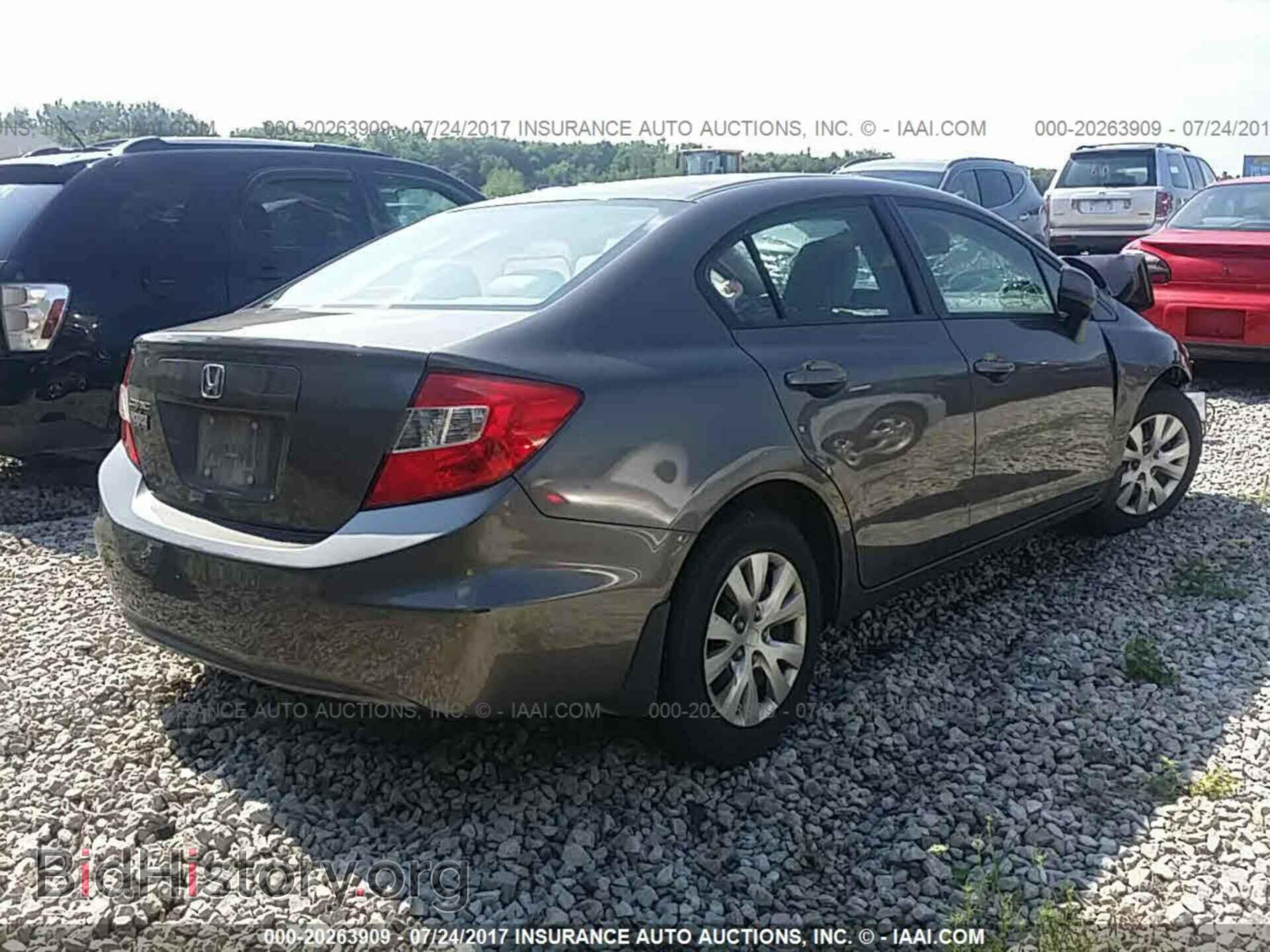 2012 Honda Civic - VIN: 19XFB2F57CE107870 - Photo 4