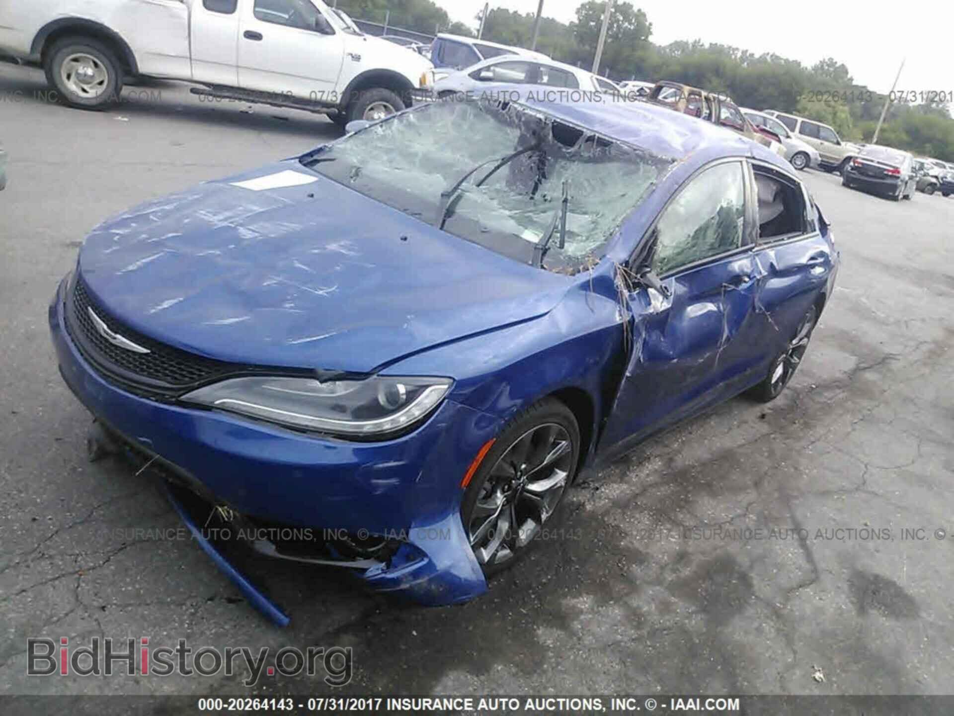 2015 Chrysler 200 - VIN: 1C3CCCDG8FN512165 - Photo 2
