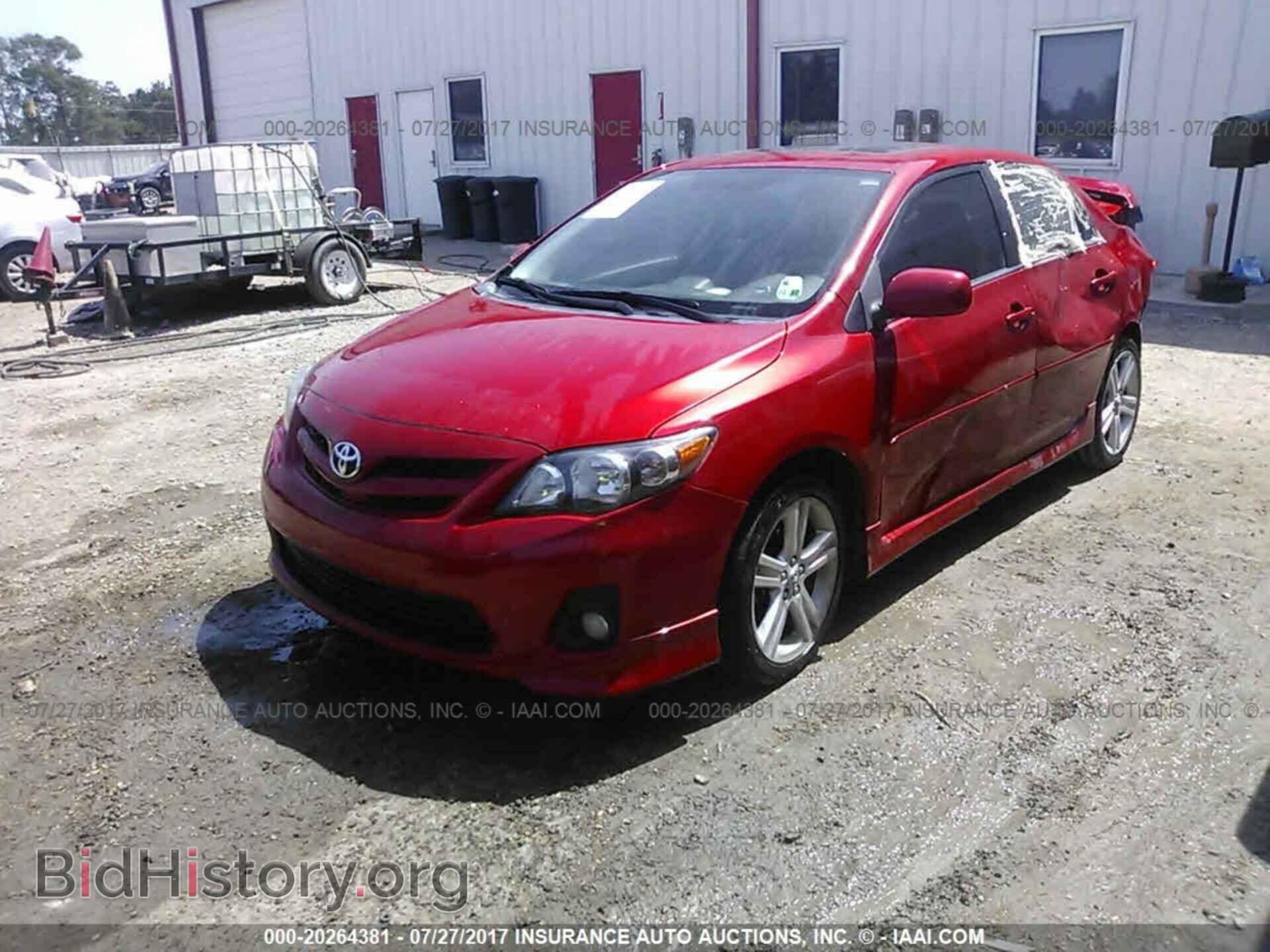 2013 Toyota Corolla - VIN: 5YFBU4EEXDP102782 - Photo 2