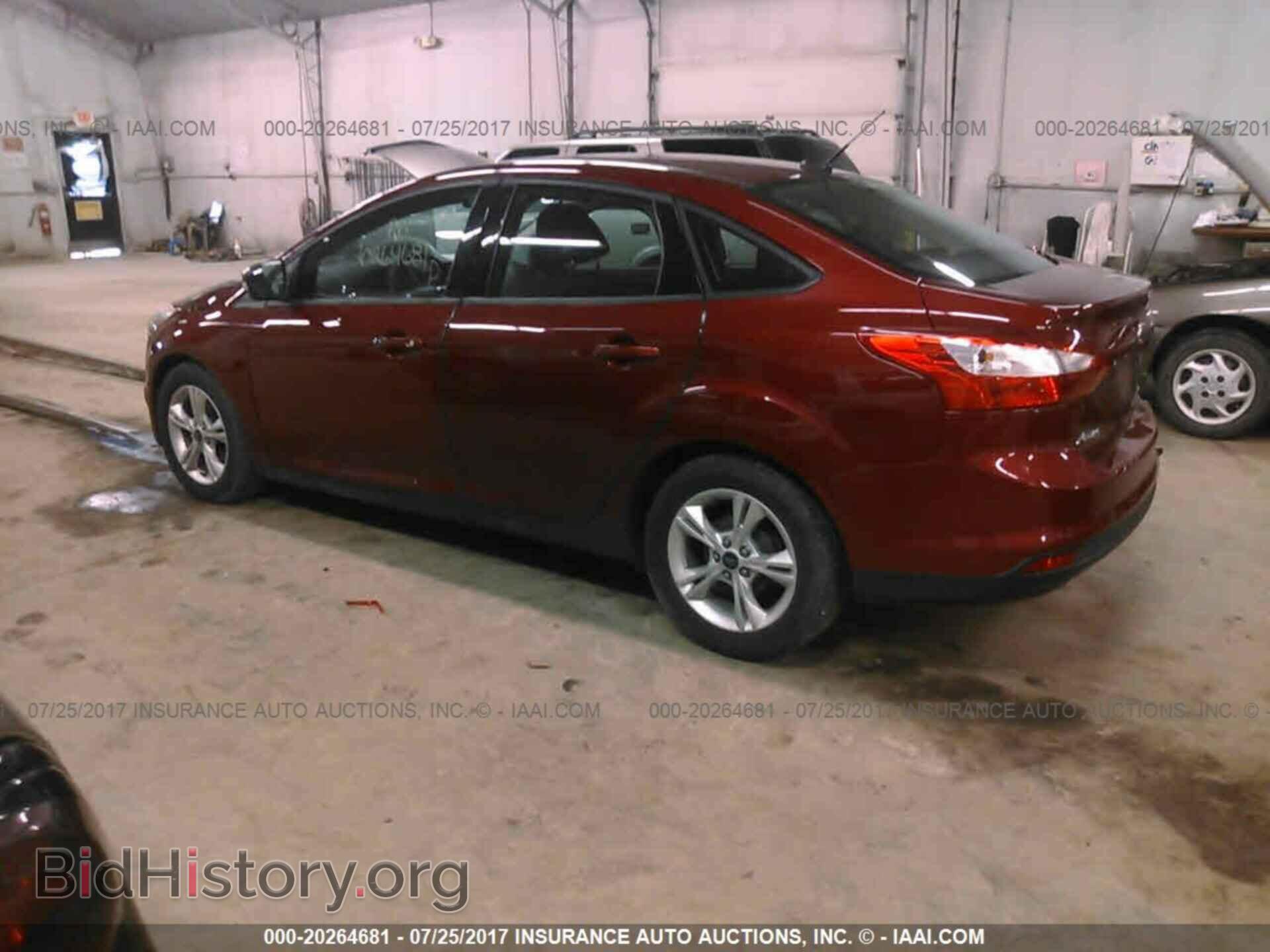2013 Ford Focus - VIN: 1FADP3F2XDL130286 - Photo 3