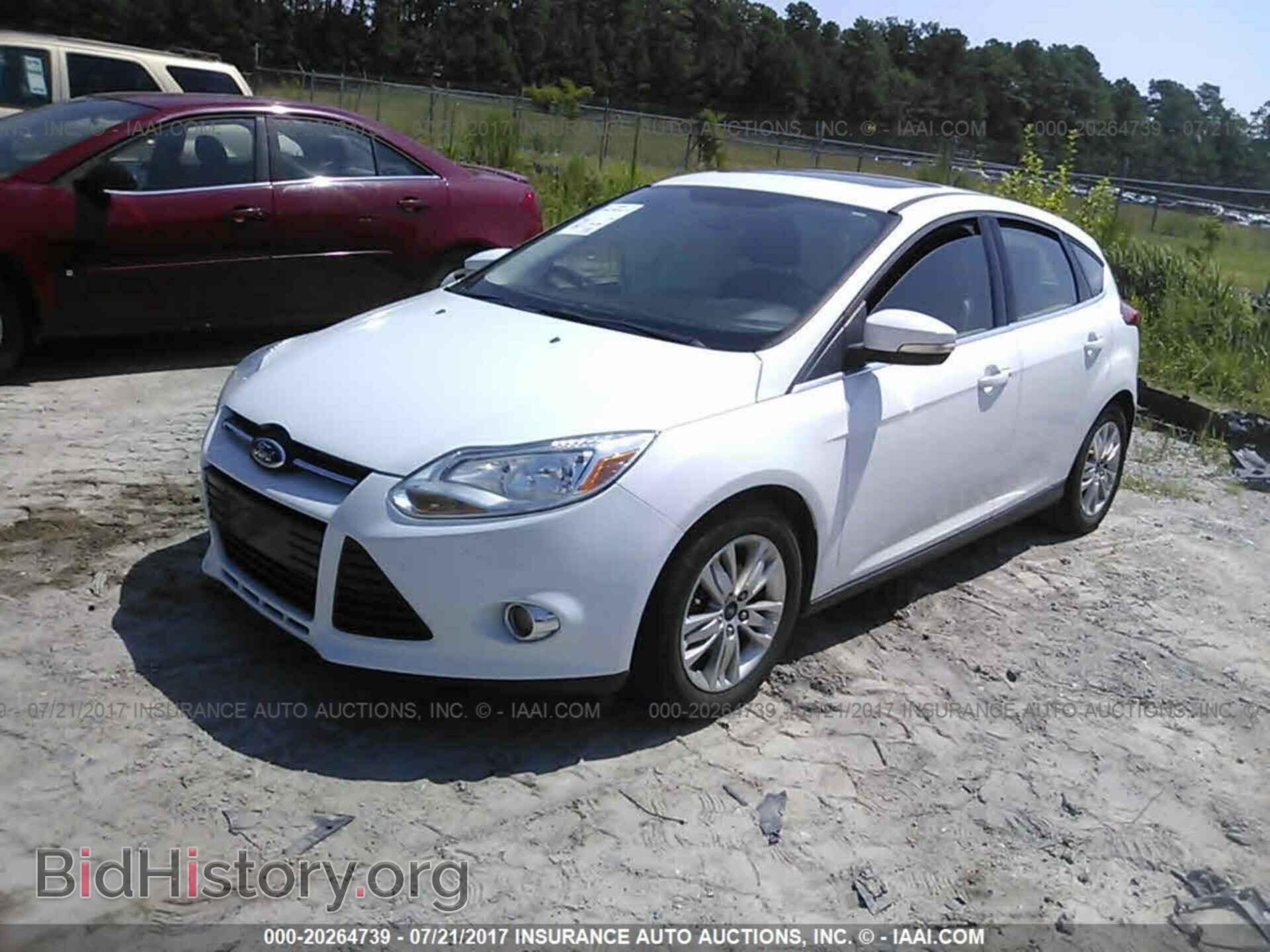 2012 Ford Focus - VIN: 1FAHP3M25CL410944 - Photo 2