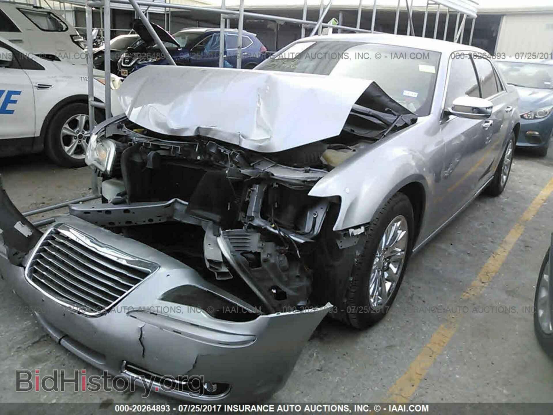 2013 Chrysler 300c - VIN: 2C3CCAEG9DH620903 - Фото 2