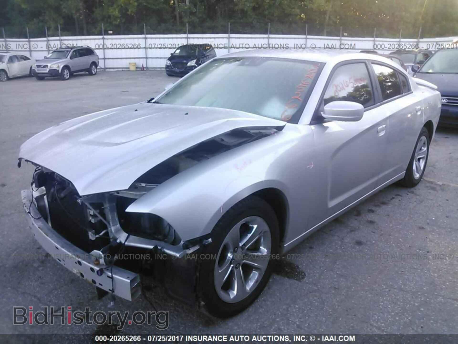 2012 Dodge Charger - VIN: 2C3CDXHG3CH132184 - Фото 2