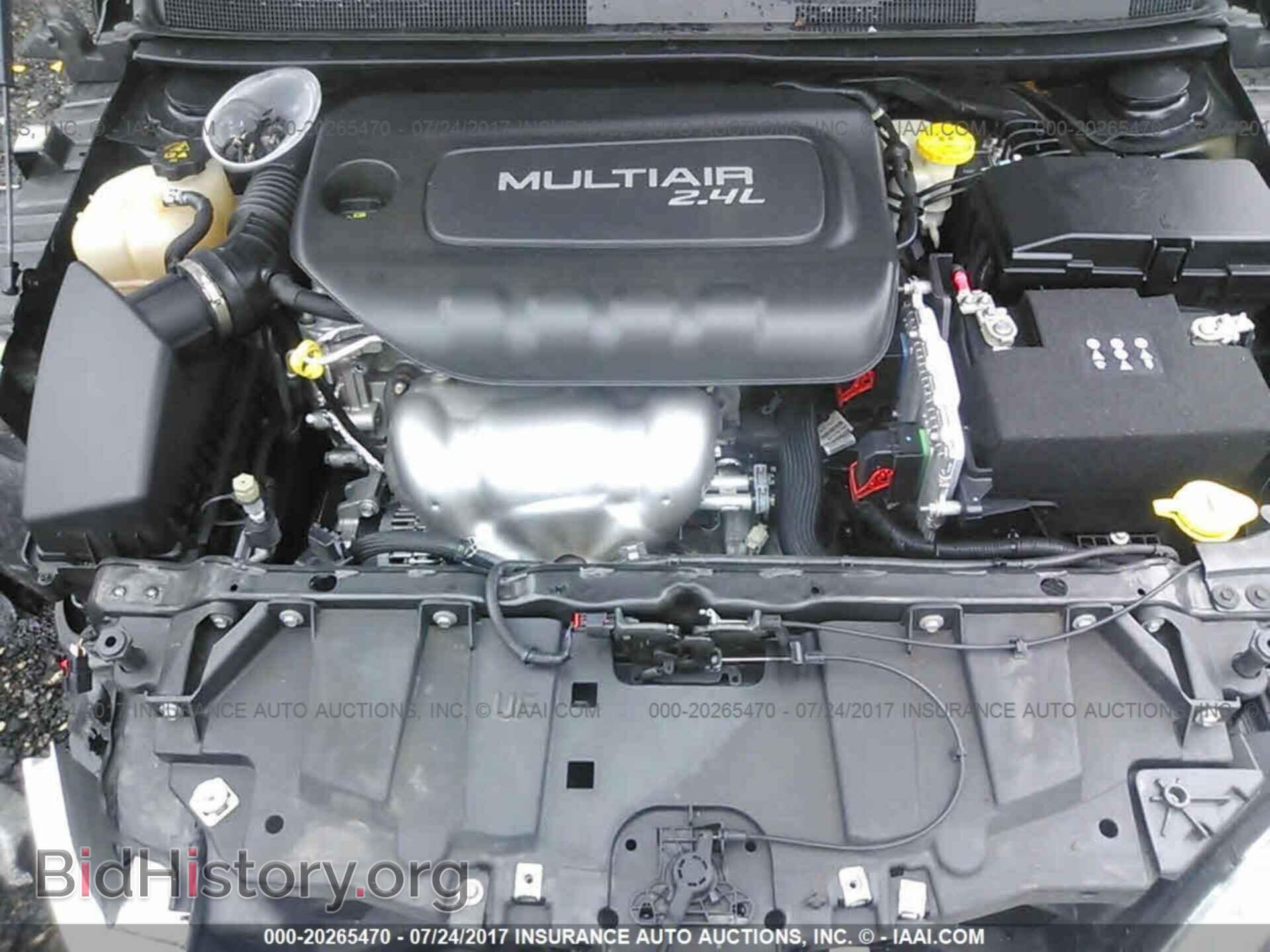 2015 Chrysler 200 - VIN: 1C3CCCAB9FN710570 - Фото 10
