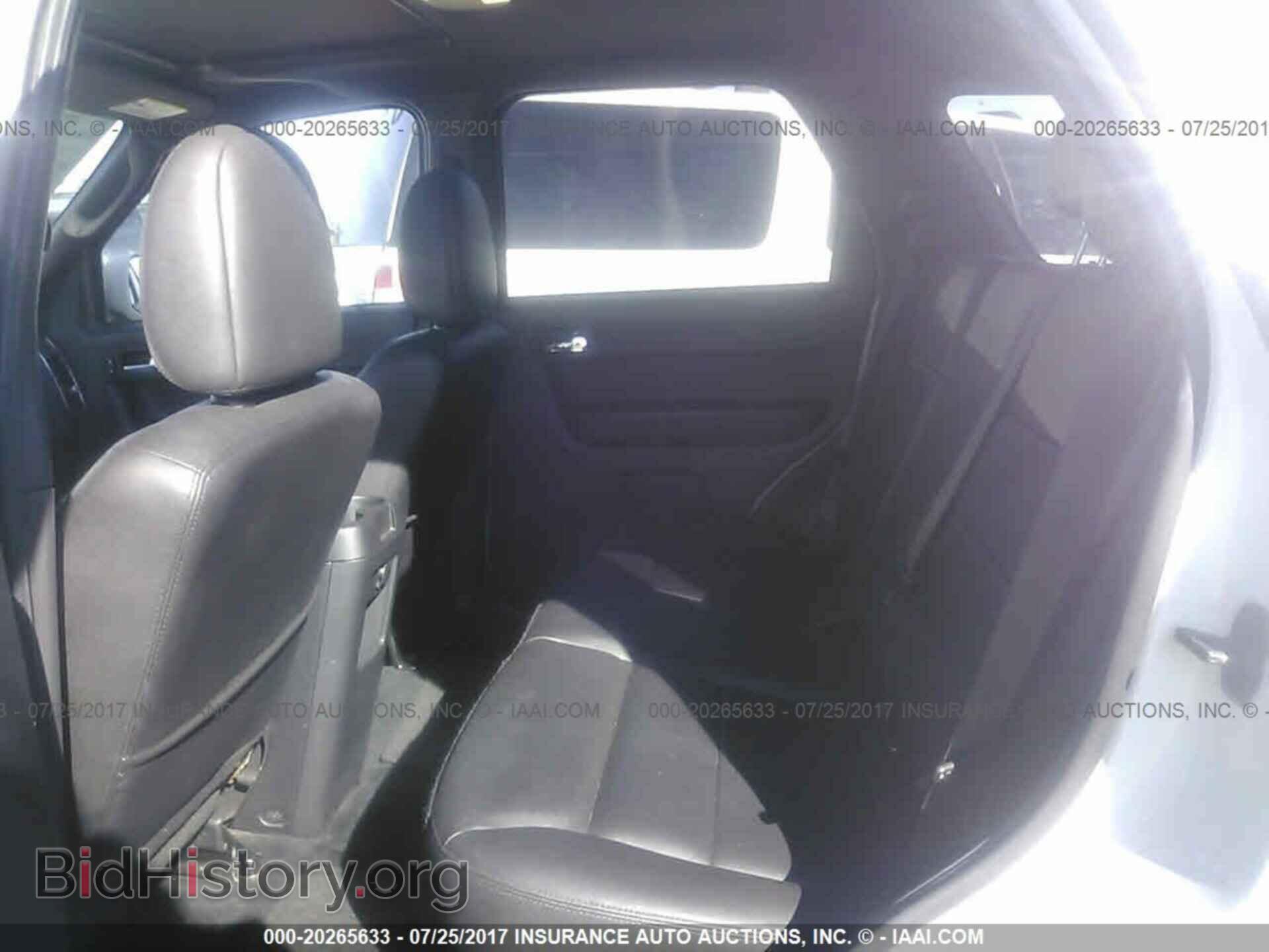 2012 Ford Escape - VIN: 1FMCU0E77CKB52515 - Photo 8