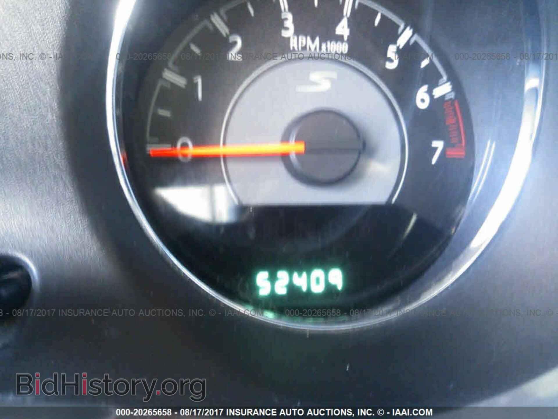 2013 Chrysler 200 - VIN: 1C3CCBCG8DN597839 - Photo 7
