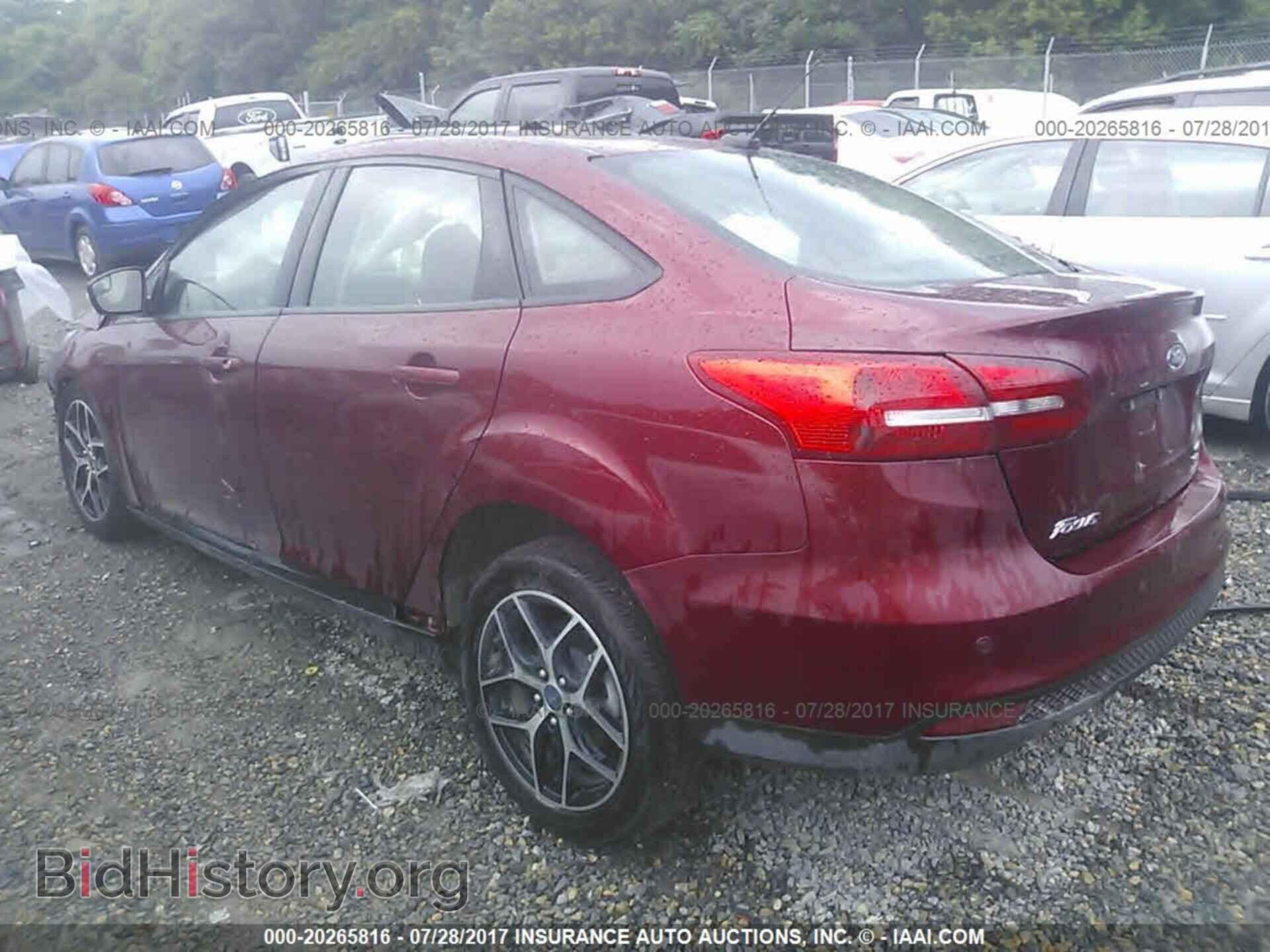 2017 Ford Focus - VIN: 1FADP3H20HL262685 - Фото 3