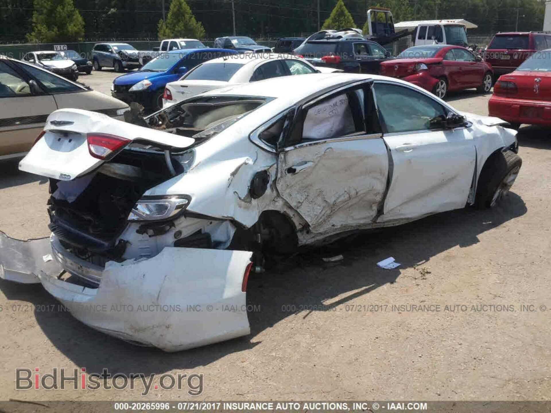 2016 Chrysler 200 - VIN: 1C3CCCAB1GN159777 - Фото 4