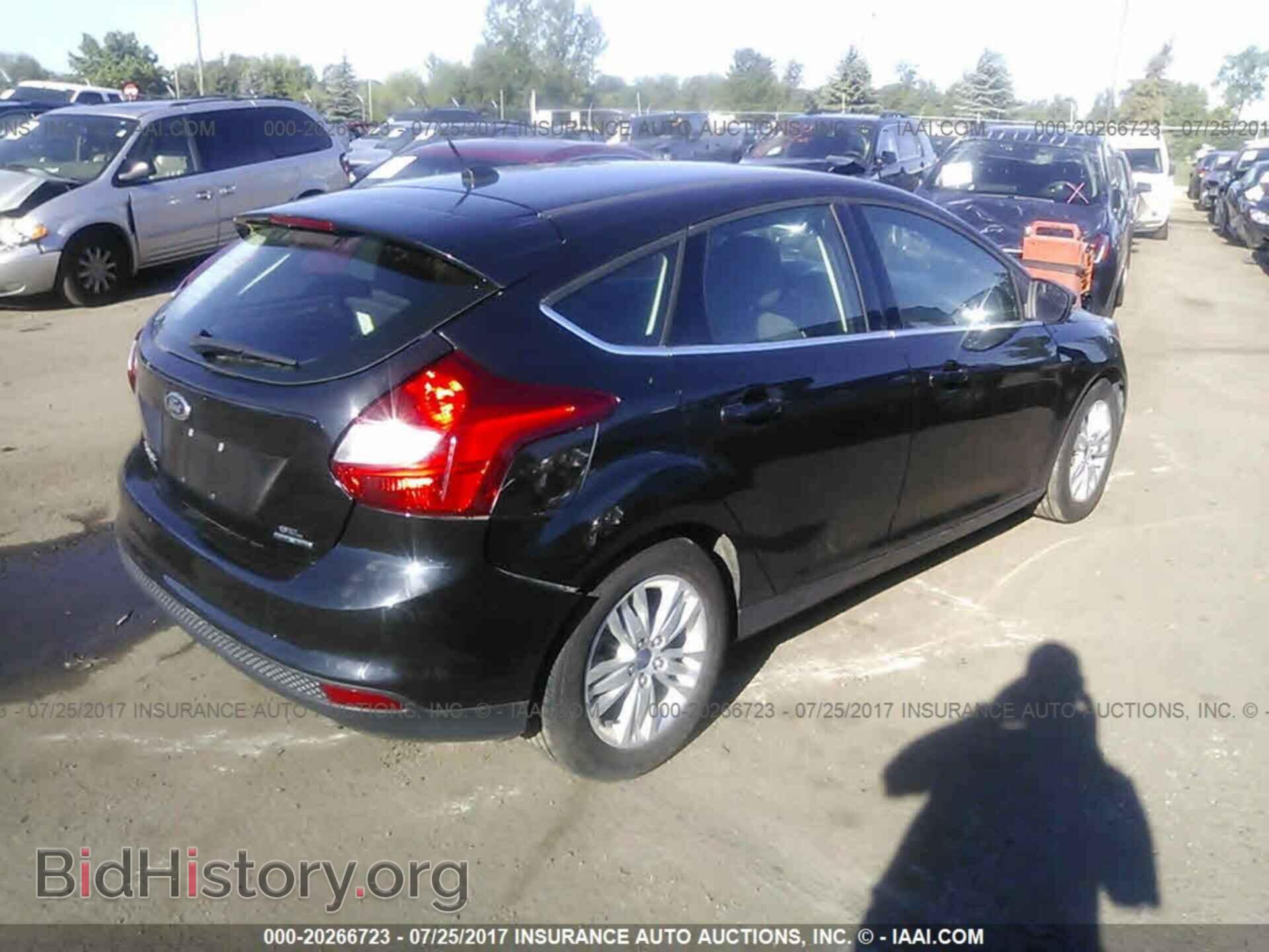 2012 Ford Focus - VIN: 1FAHP3M25CL436640 - Photo 4