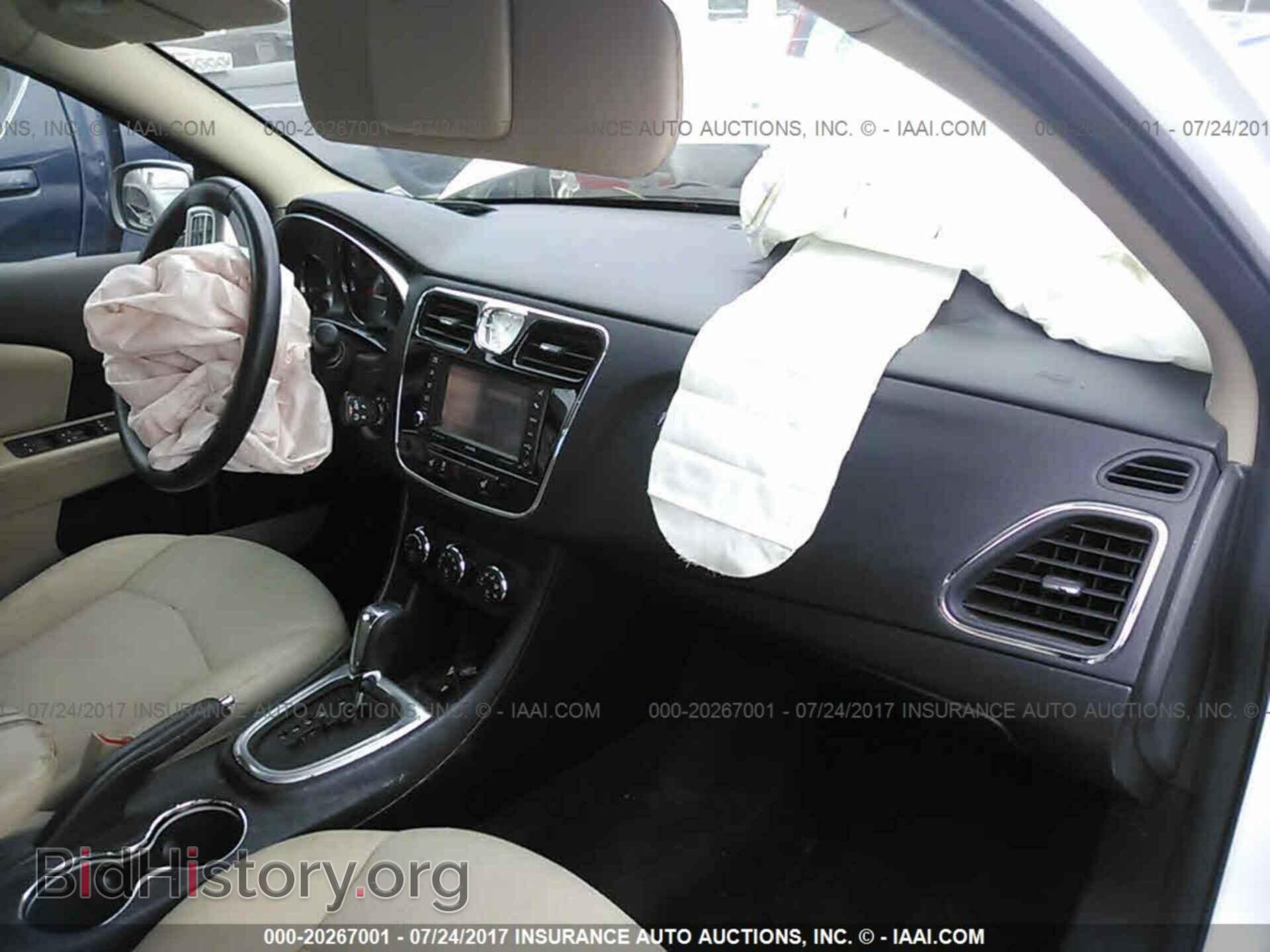 2012 Chrysler 200 - VIN: 1C3CCBCB4CN303064 - Photo 5