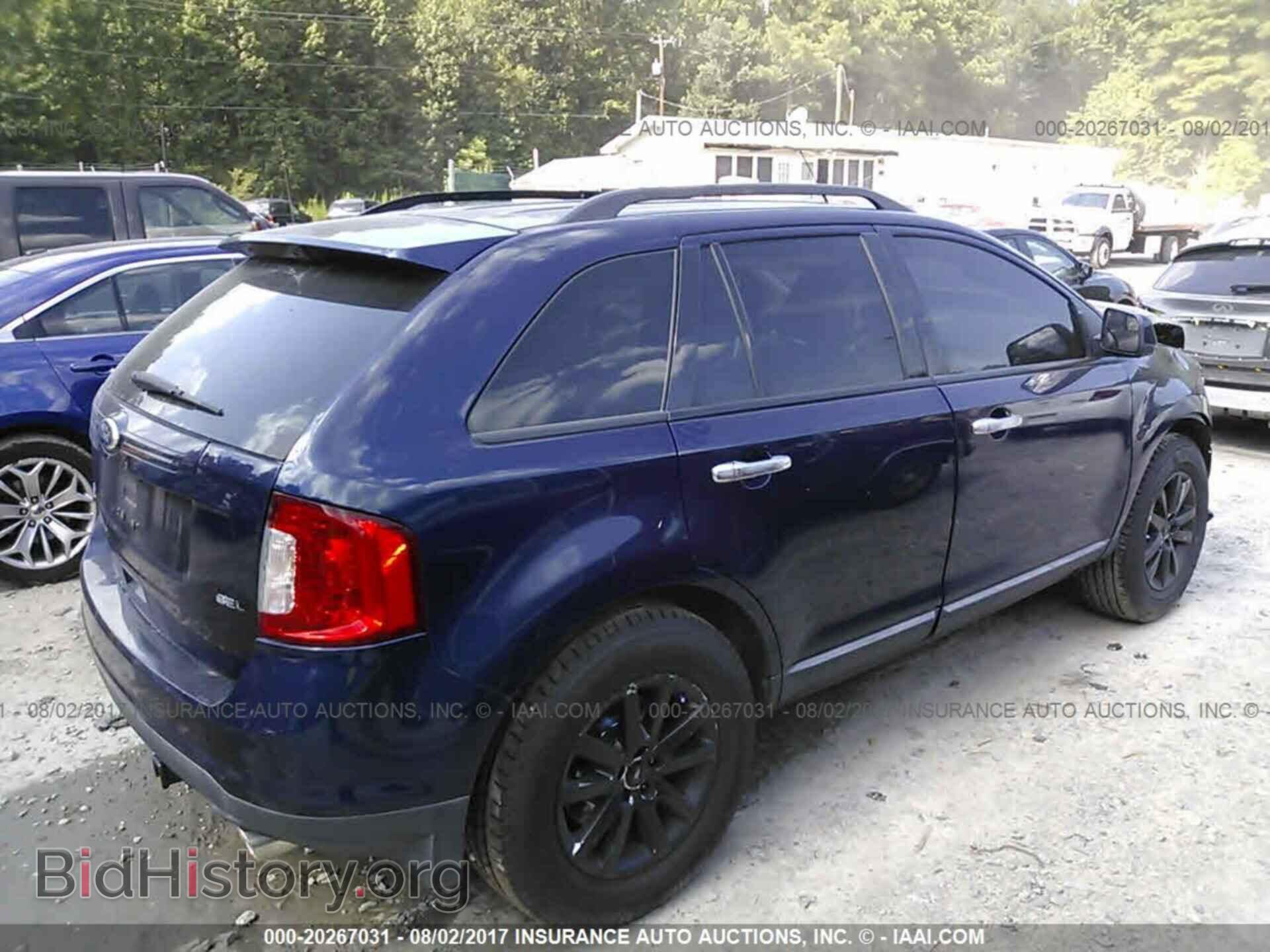 2011 Ford Edge - VIN: 2FMDK3JC5BBA18447 - Photo 4