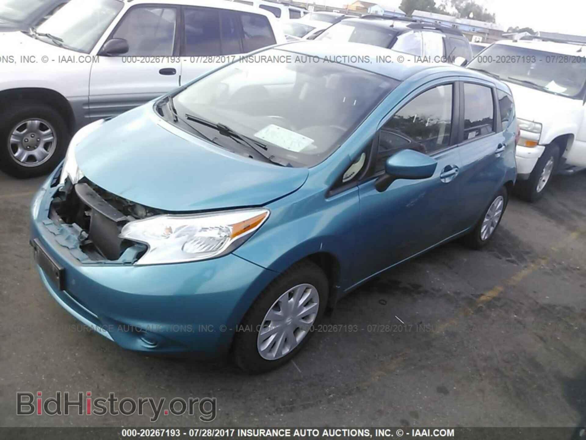 2015 Nissan Versa note - VIN: 3N1CE2CP1FL390365 - Фото 2