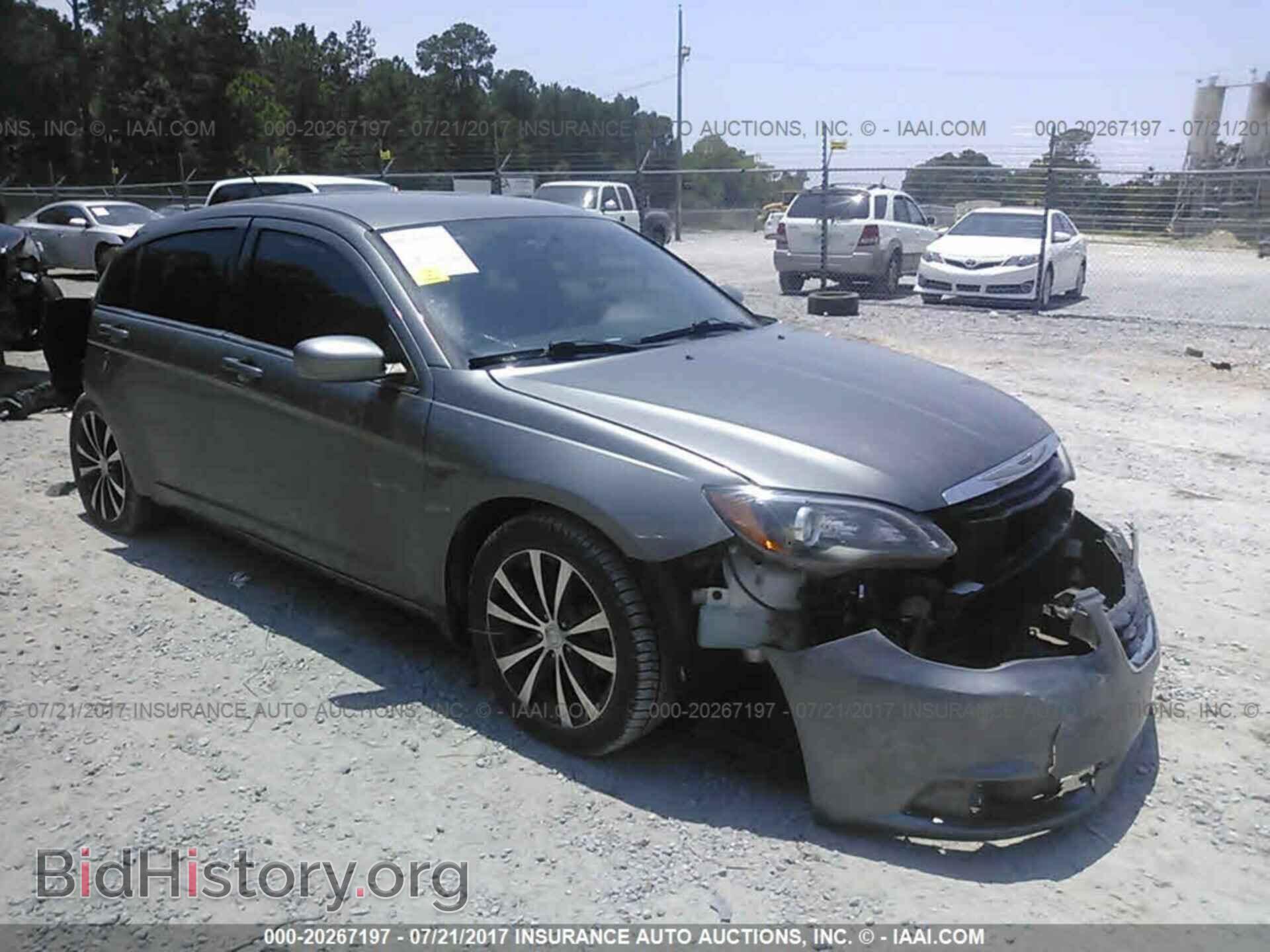 Photo 1C3CCBBB8DN549831 - Chrysler 200 2013