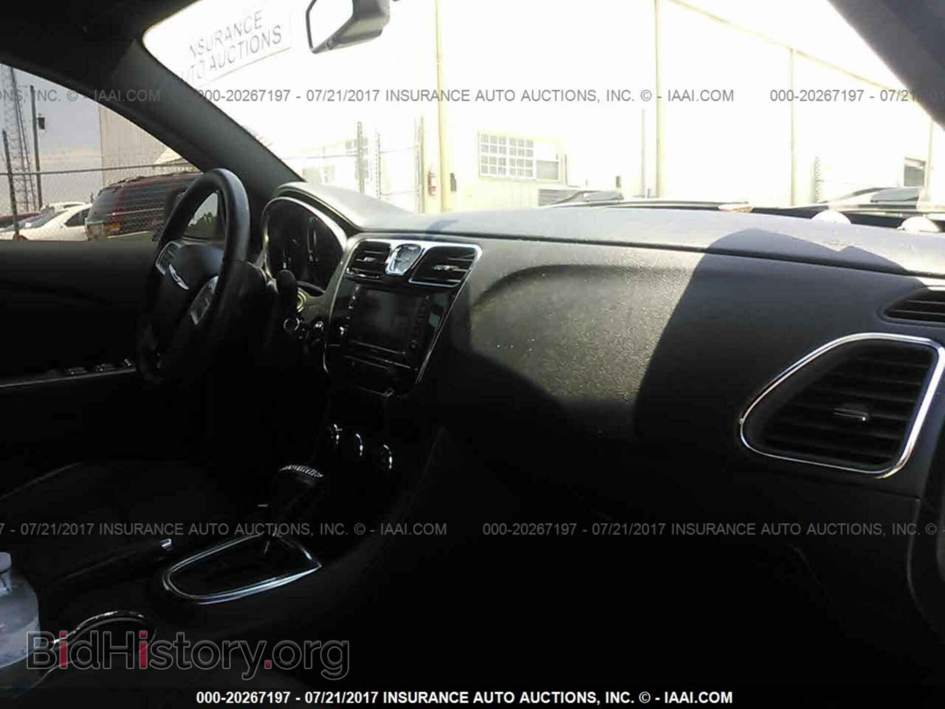 2013 Chrysler 200 - VIN: 1C3CCBBB8DN549831 - Photo 5