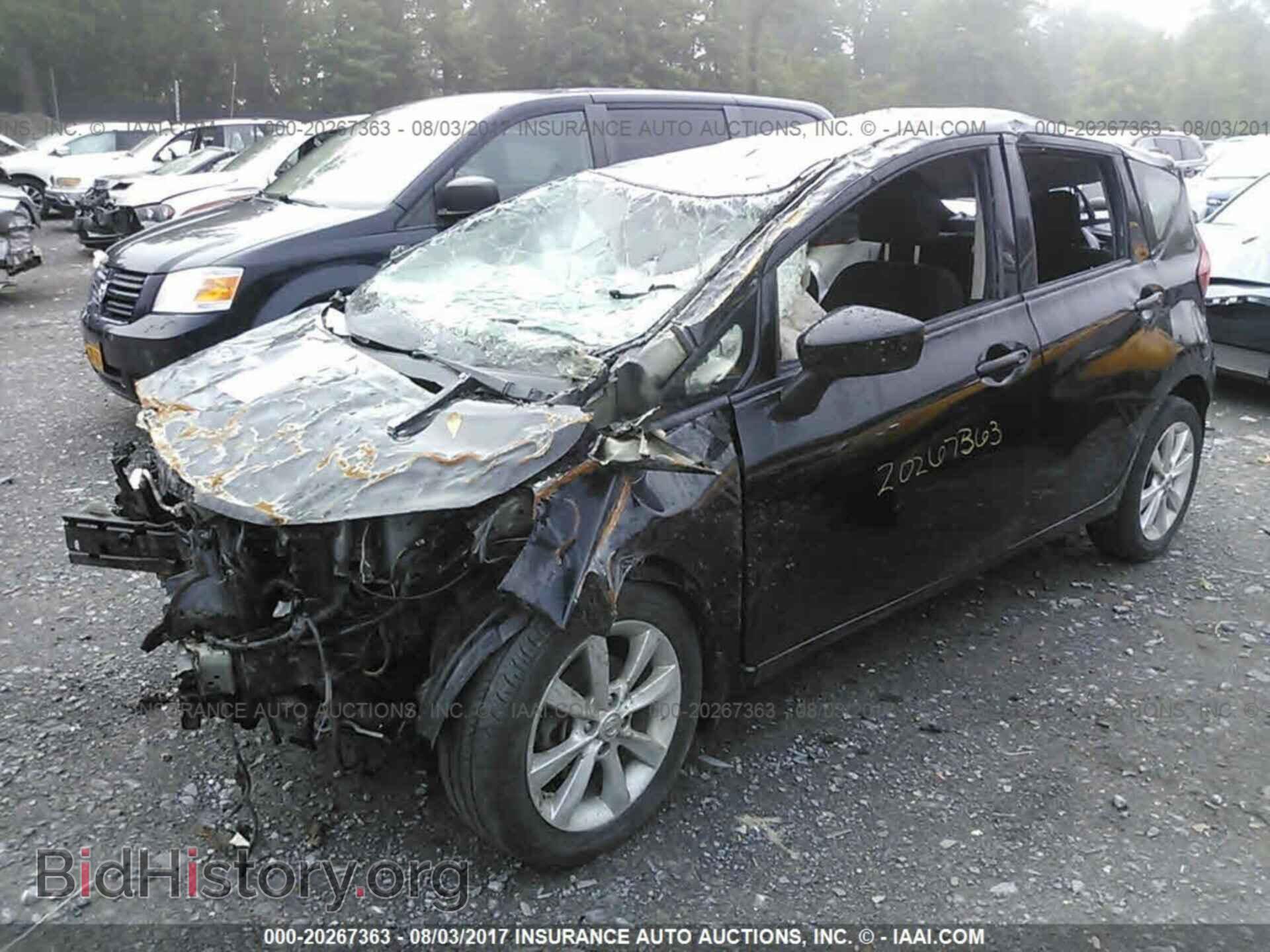 2015 Nissan Versa note - VIN: 3N1CE2CP7FL377345 - Photo 2
