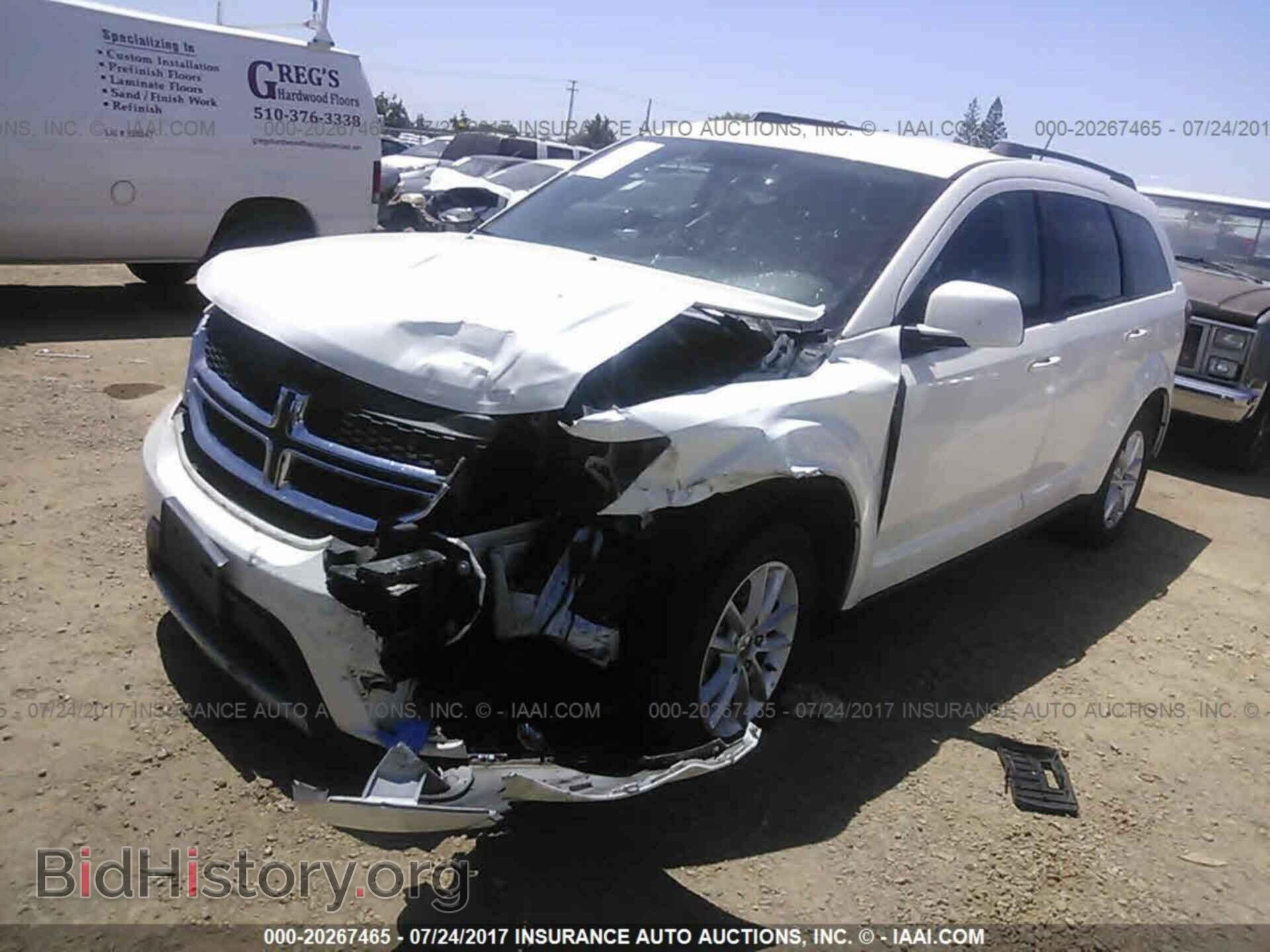 2014 Dodge Journey - VIN: 3C4PDDBG5ET128085 - Фото 2