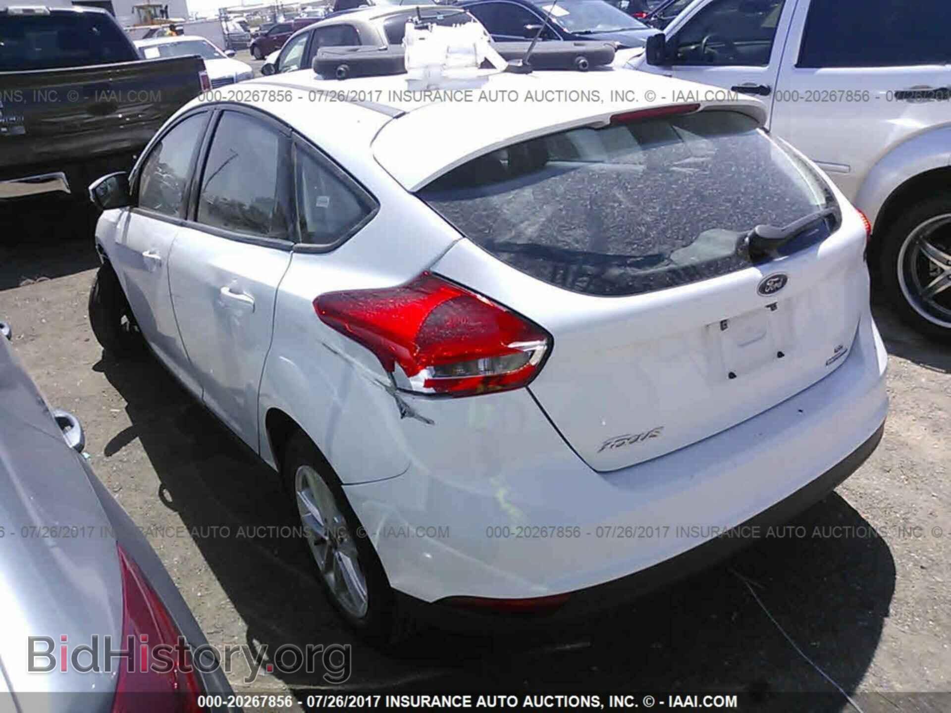 2016 Ford Focus - VIN: 1FADP3K27GL352309 - Фото 3
